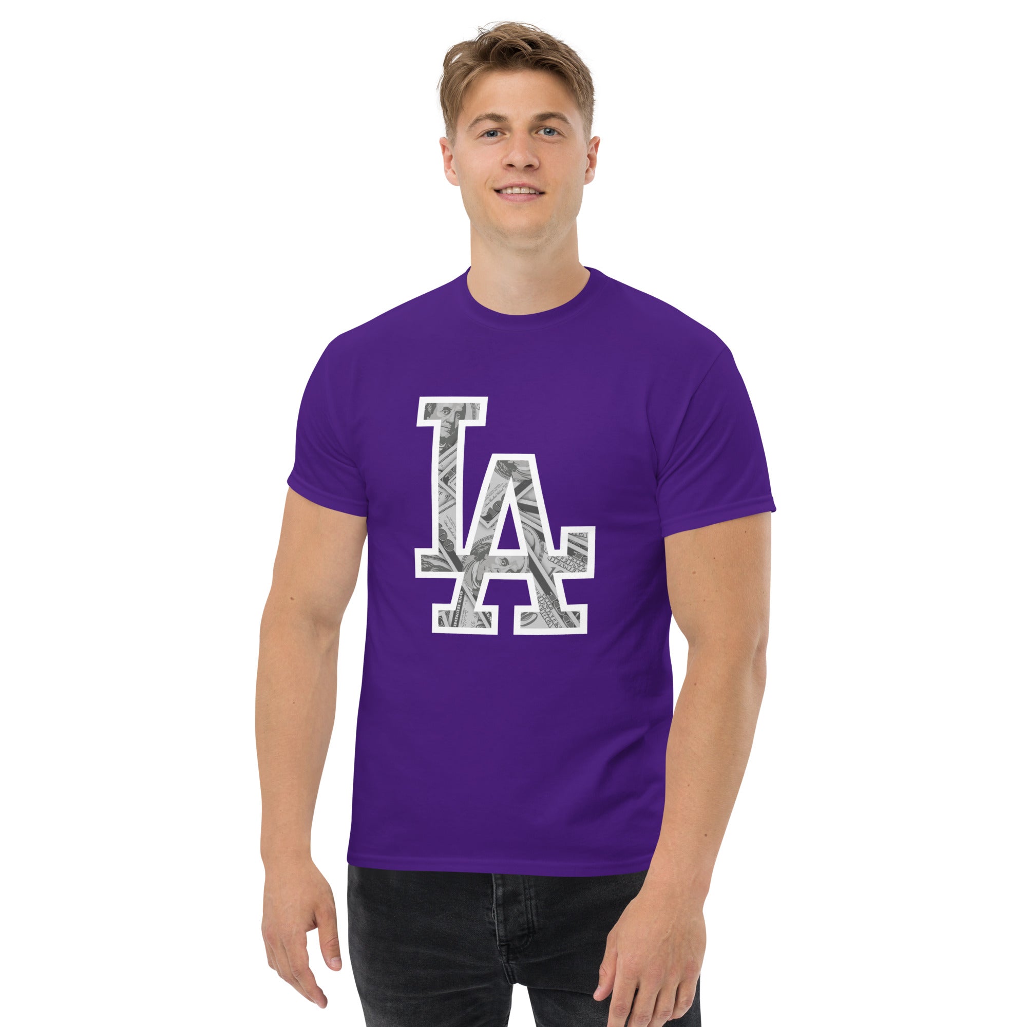 Foto di - T-shirt Stampata Unisex – 100% Cotone – Stile Streetwear e Confortevole – LA Dollar-DTG-Biiply