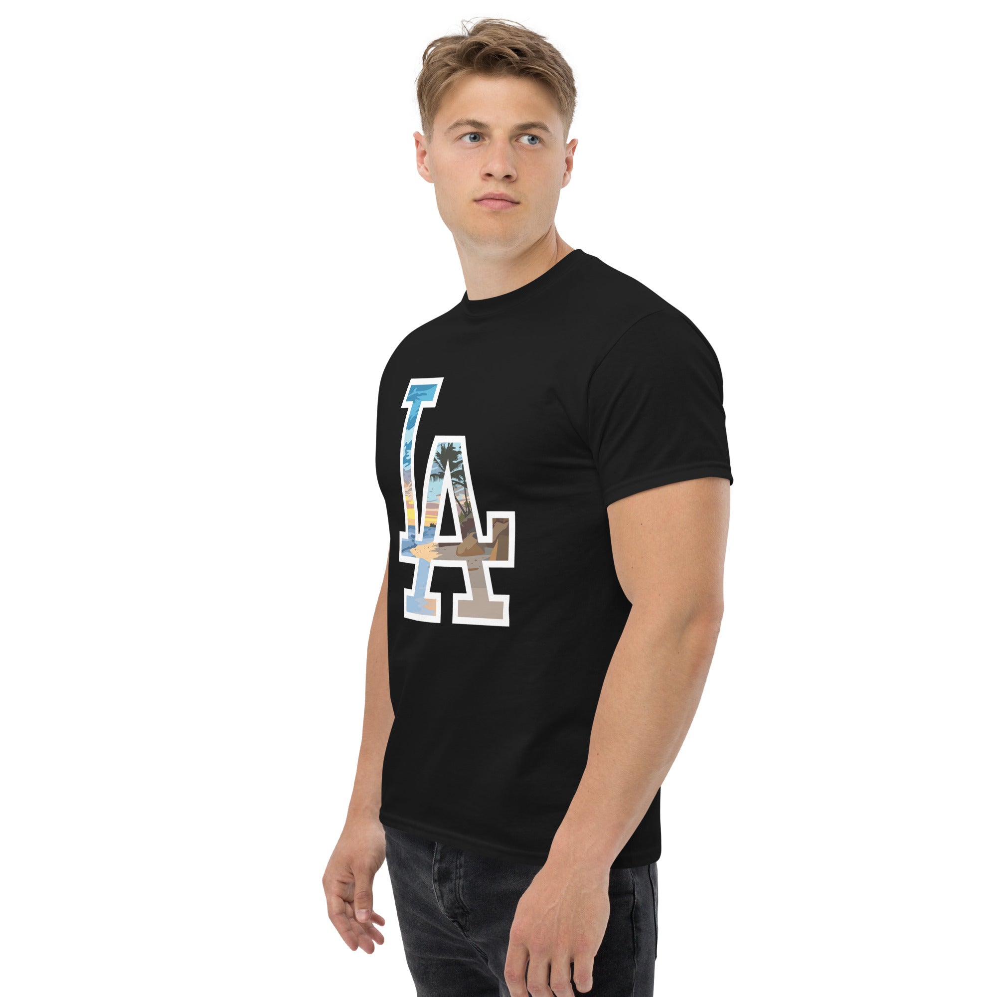Foto di - T-shirt Stampata Unisex – 100% Cotone – Stile Streetwear e Confortevole – LA Spiaggia-DTG-Biiply