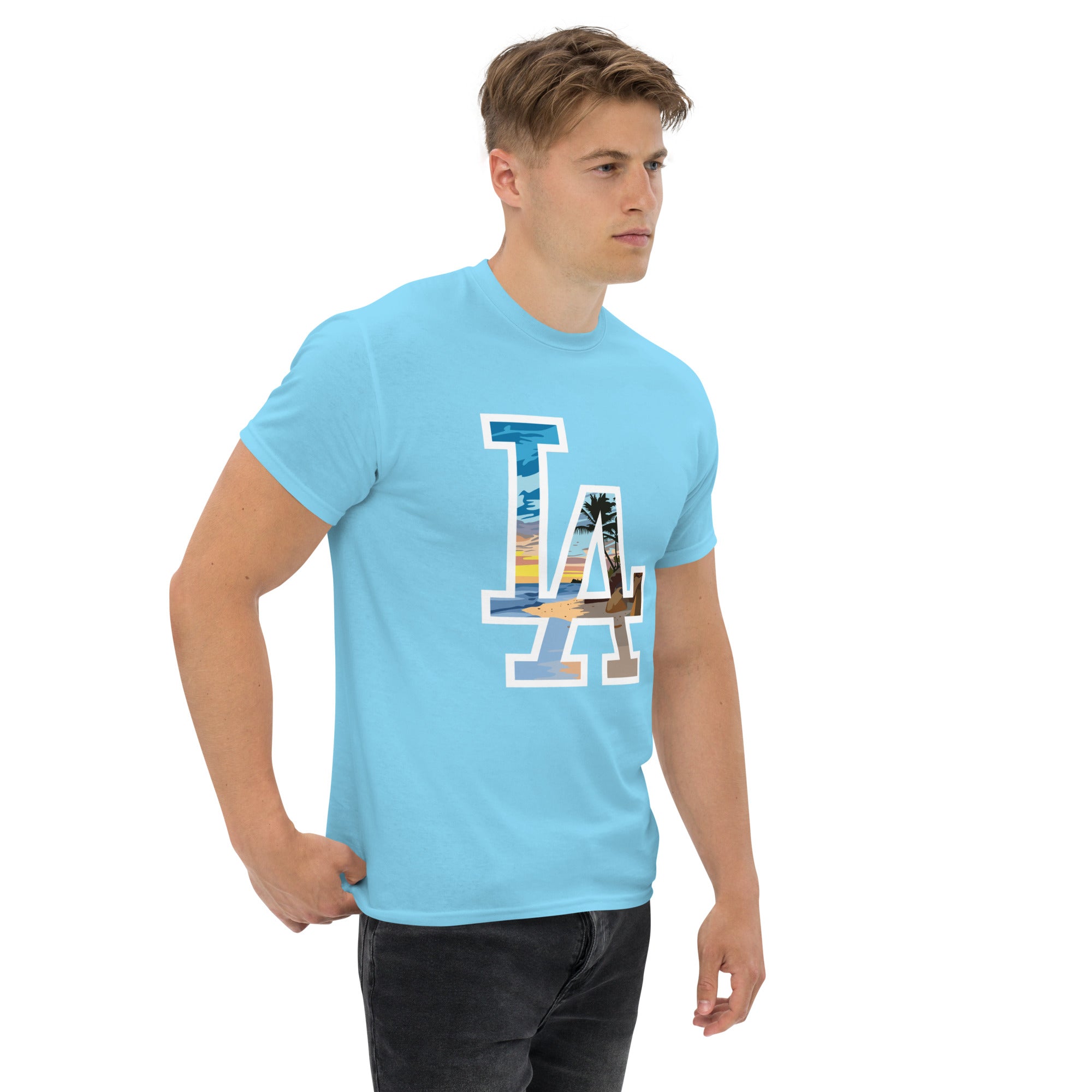 Foto di - T-shirt Stampata Unisex – 100% Cotone – Stile Streetwear e Confortevole – LA Spiaggia-DTG-Biiply