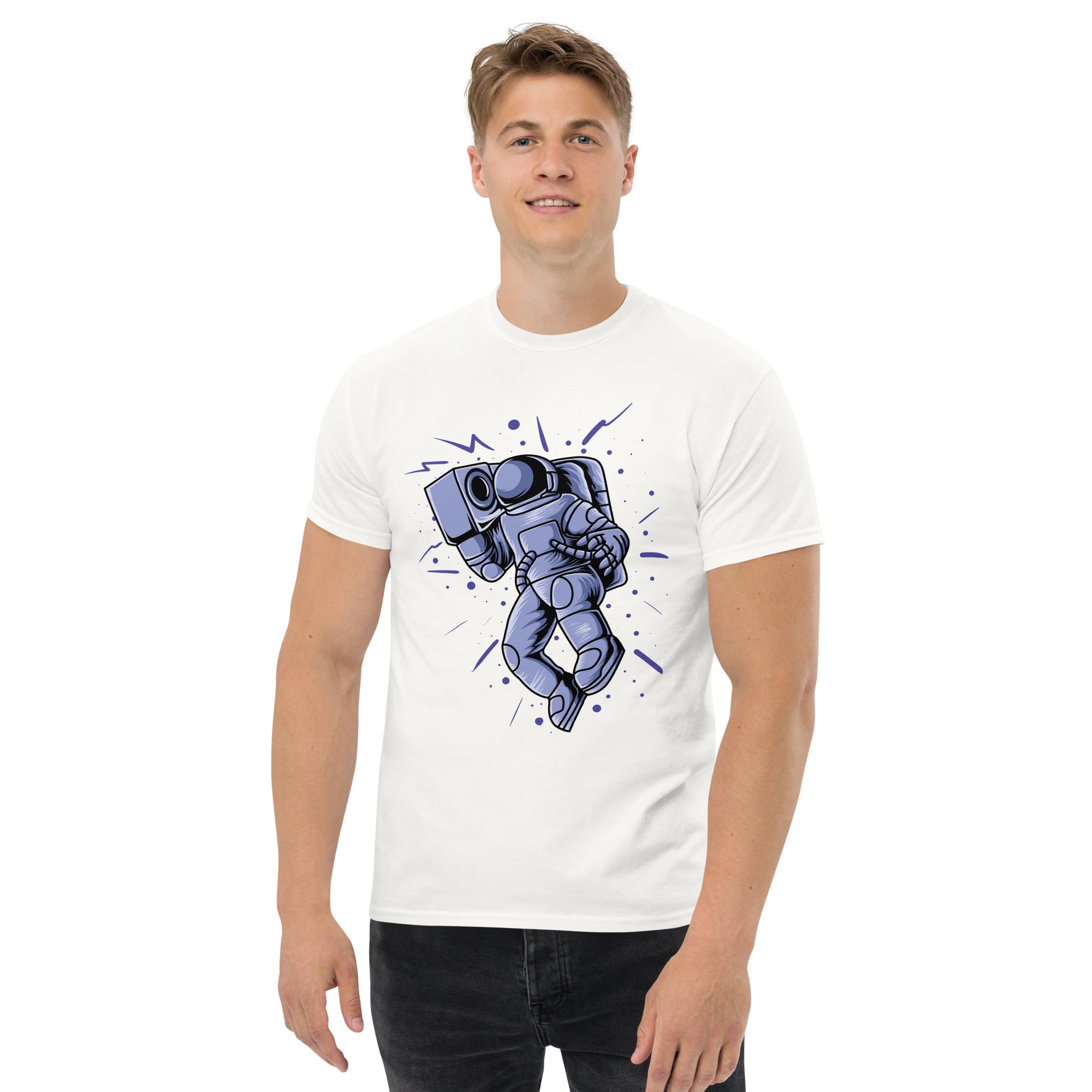 Foto di - T-shirt Stampata Unisex – 100% Cotone – Stile Streetwear e Confortevole – Music in the space-DTG-Biiply