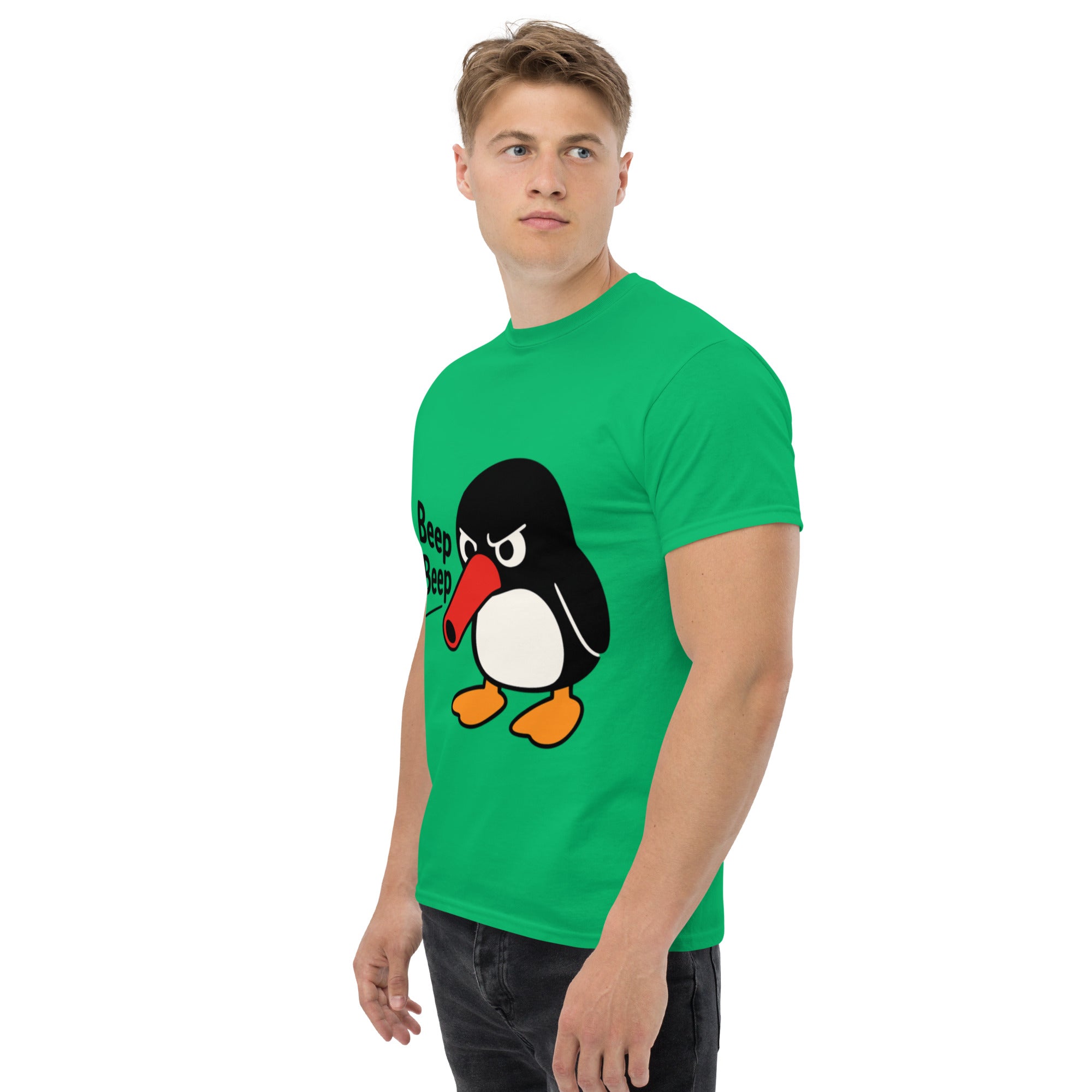 Foto di - T-shirt Stampata Unisex – 100% Cotone – Stile Streetwear e Confortevole – Pinguino Arrabbiato Beep Beep-DTG-Biiply