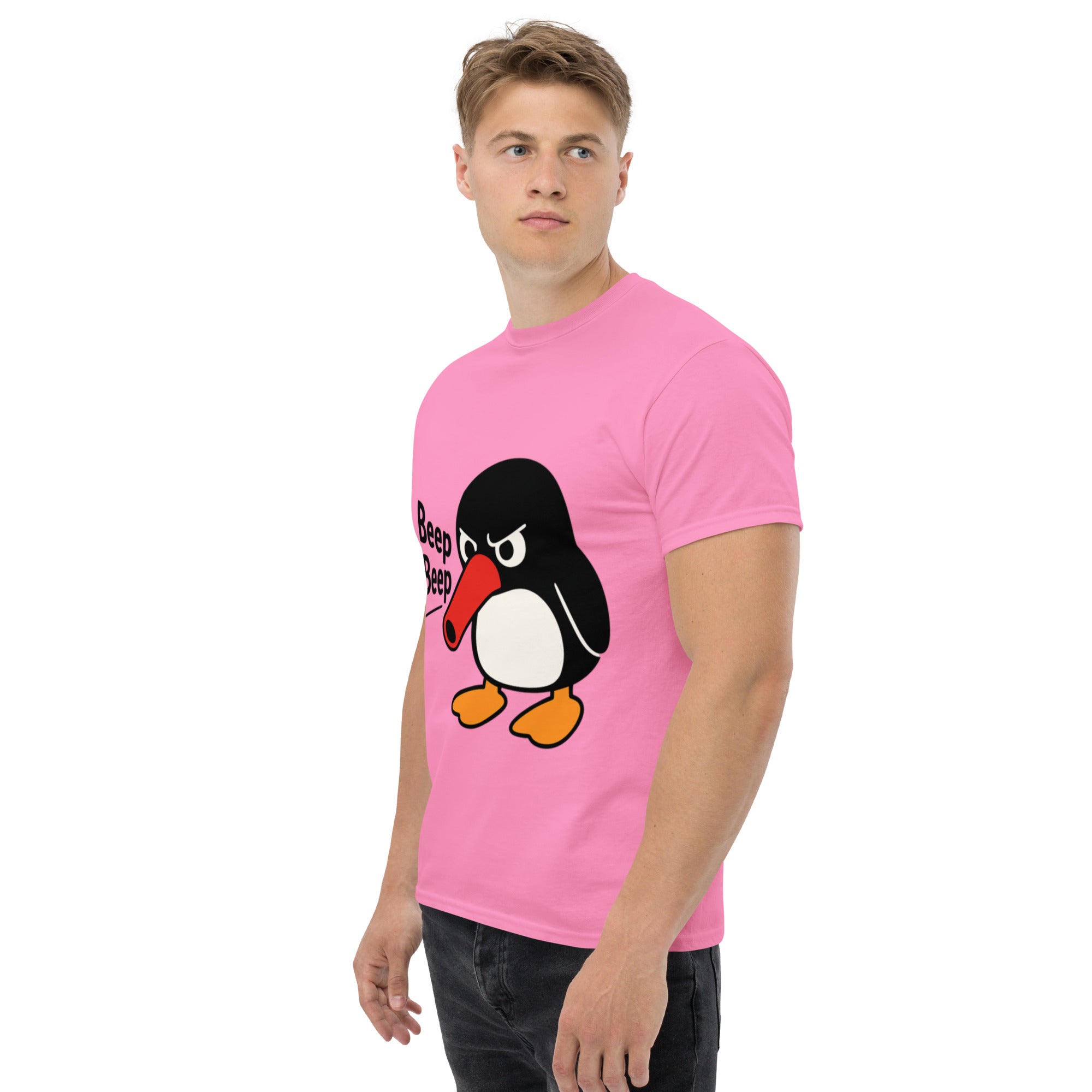 Foto di - T-shirt Stampata Unisex – 100% Cotone – Stile Streetwear e Confortevole – Pinguino Arrabbiato Beep Beep-DTG-Biiply