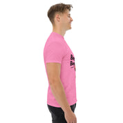 Foto di - T-shirt Stampata Unisex – 100% Cotone – Stile Streetwear e Confortevole – Pinguino Arrabbiato Beep Beep-DTG-Biiply