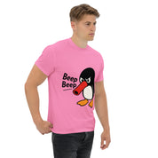 Foto di - T-shirt Stampata Unisex – 100% Cotone – Stile Streetwear e Confortevole – Pinguino Arrabbiato Beep Beep-DTG-Biiply