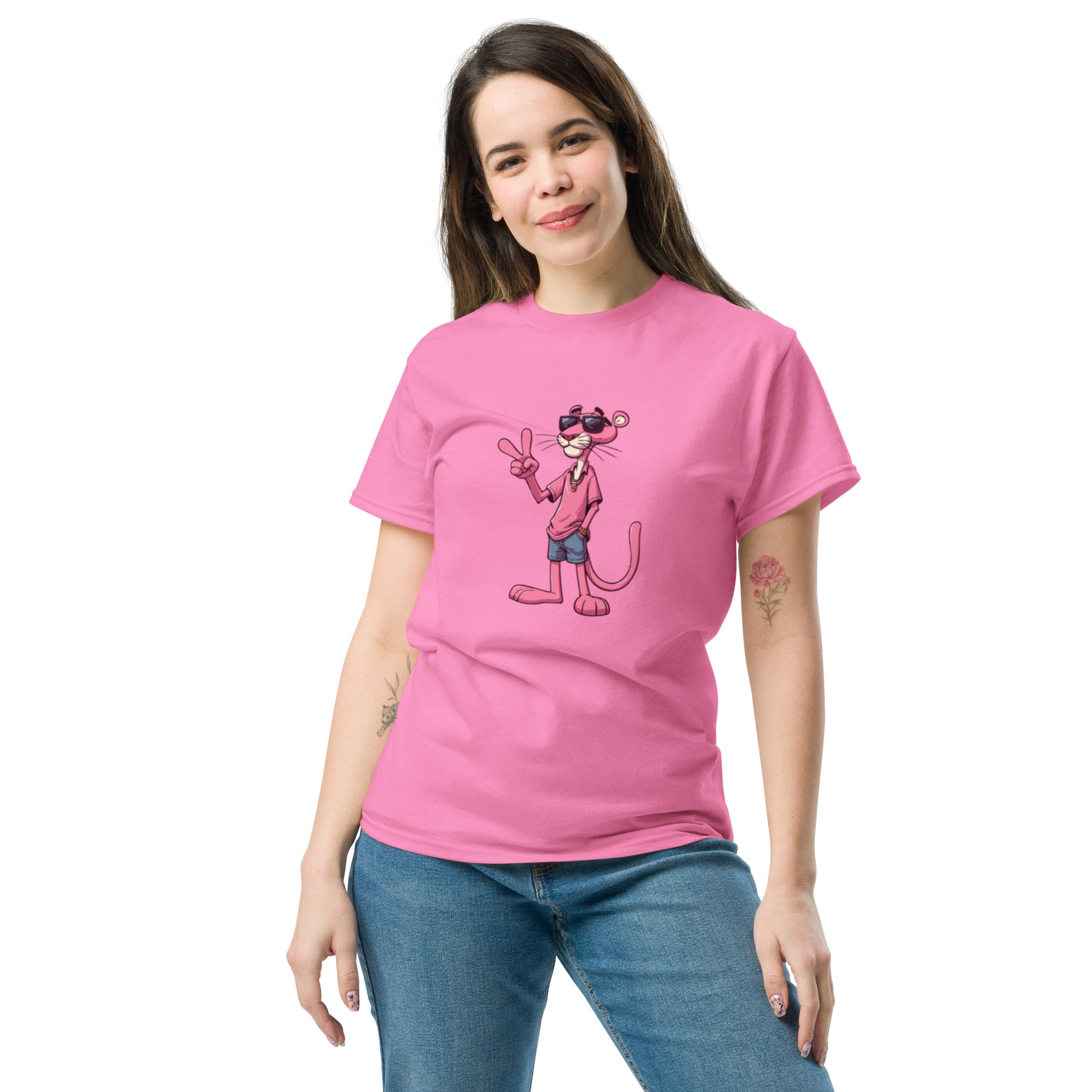 Foto di - T-shirt Stampata Unisex – 100% Cotone – Stile Streetwear e Confortevole – Pink Panter-DTG-Biiply