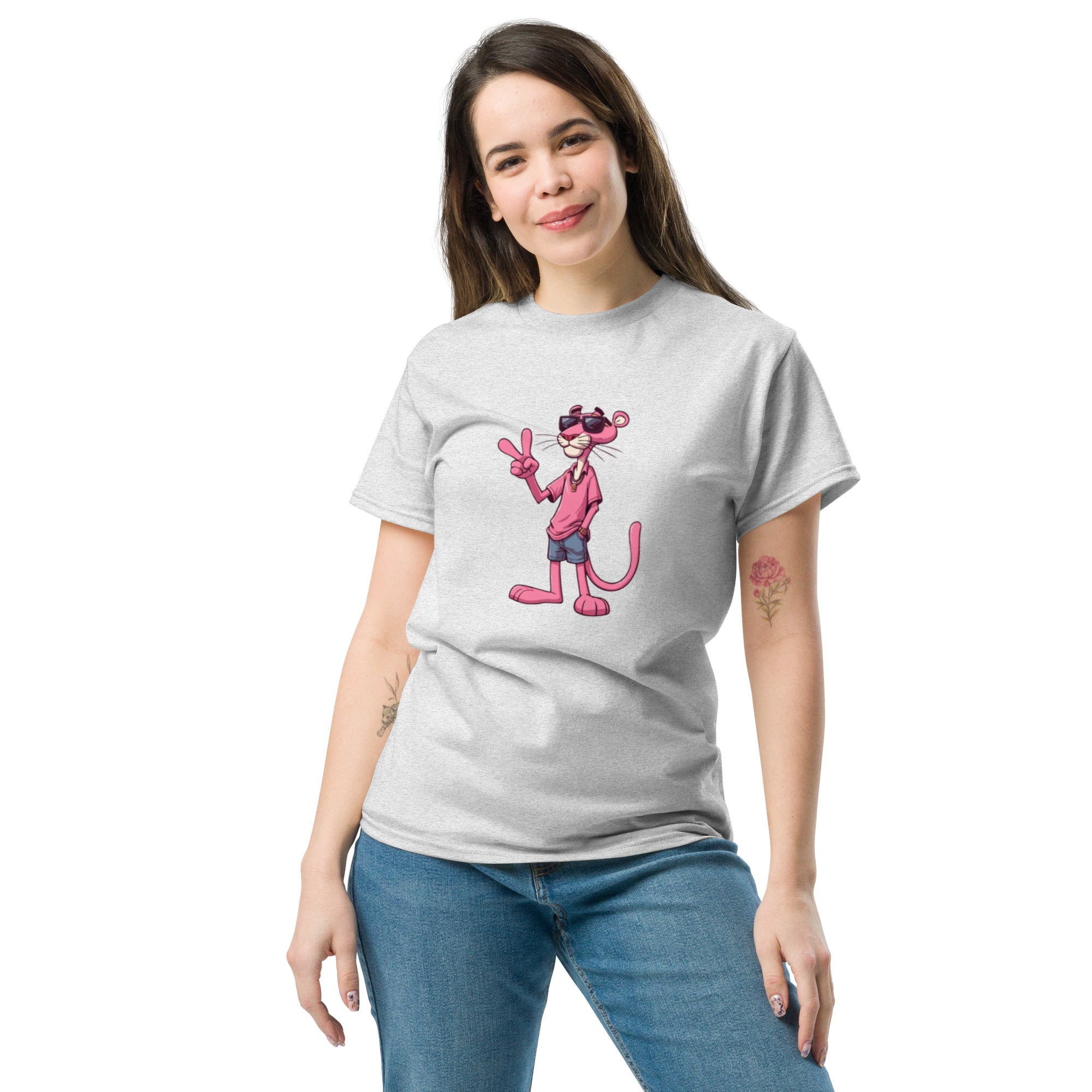 Foto di - T-shirt Stampata Unisex – 100% Cotone – Stile Streetwear e Confortevole – Pink Panter-DTG-Biiply