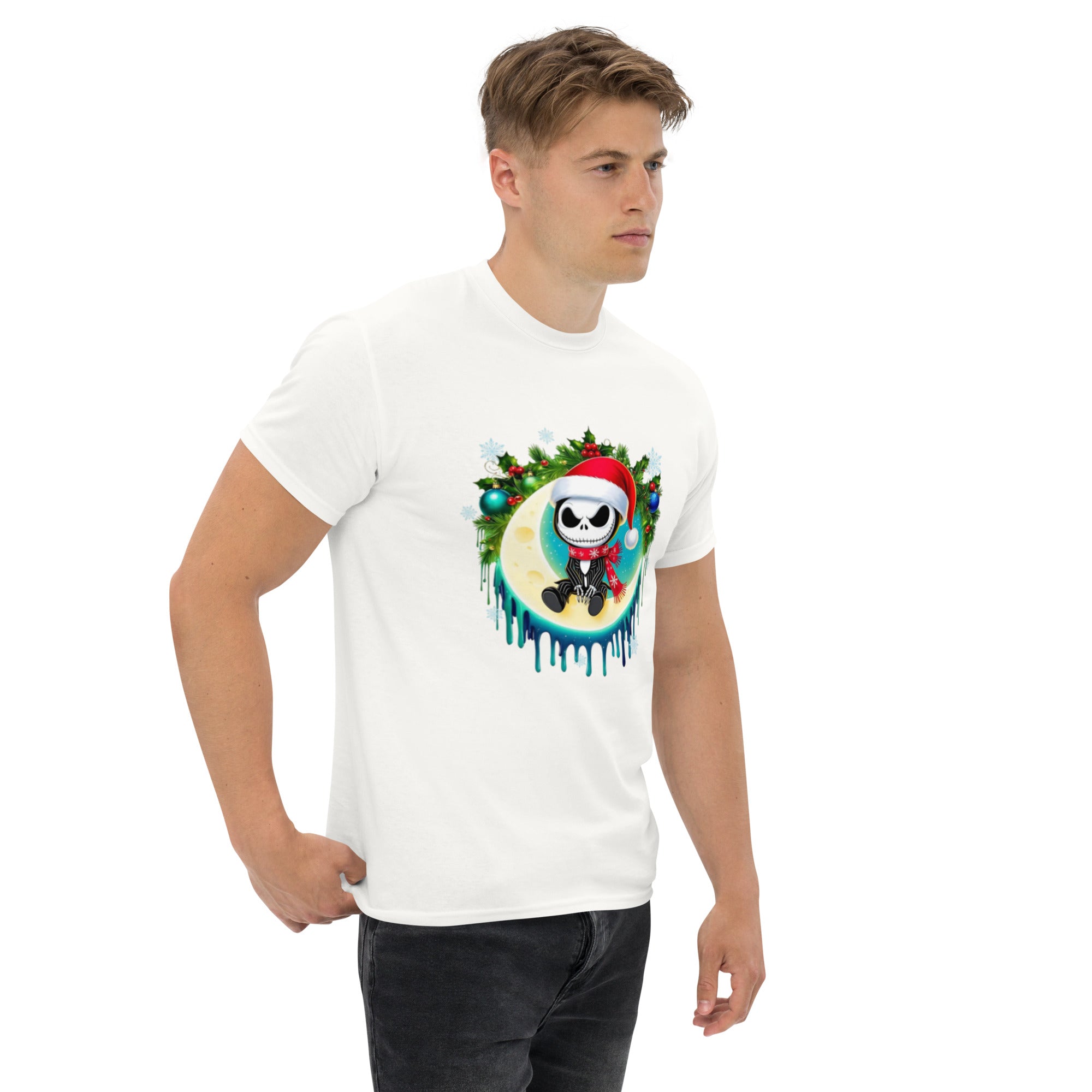 Foto di - T-shirt Stampata Unisex – 100% Cotone – Stile Streetwear e Confortevole – Scheletro Gotico Natale-DTG-Biiply