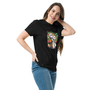 Foto di - T-shirt Stampata Unisex – 100% Cotone – Stile Streetwear e Confortevole – Scheletro Gotico e Pupazzo di neve-DTG-Biiply