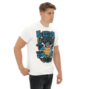 Foto di - T-shirt Stampata Unisex – 100% Cotone – Stile Streetwear e Confortevole – Tartaruga D'acqua Evoluta-DTG-Biiply
