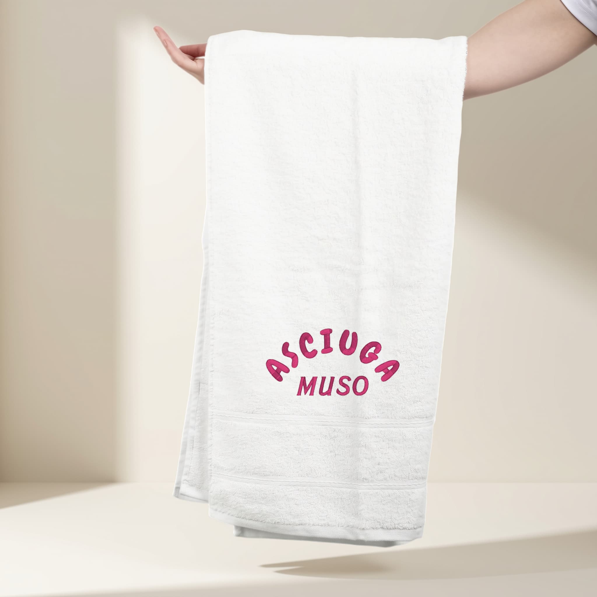 Embroidered Cotton Guest Towel 30x50 cm – Soft and Absorbent – ​​360 g/m² – Face Drying Design