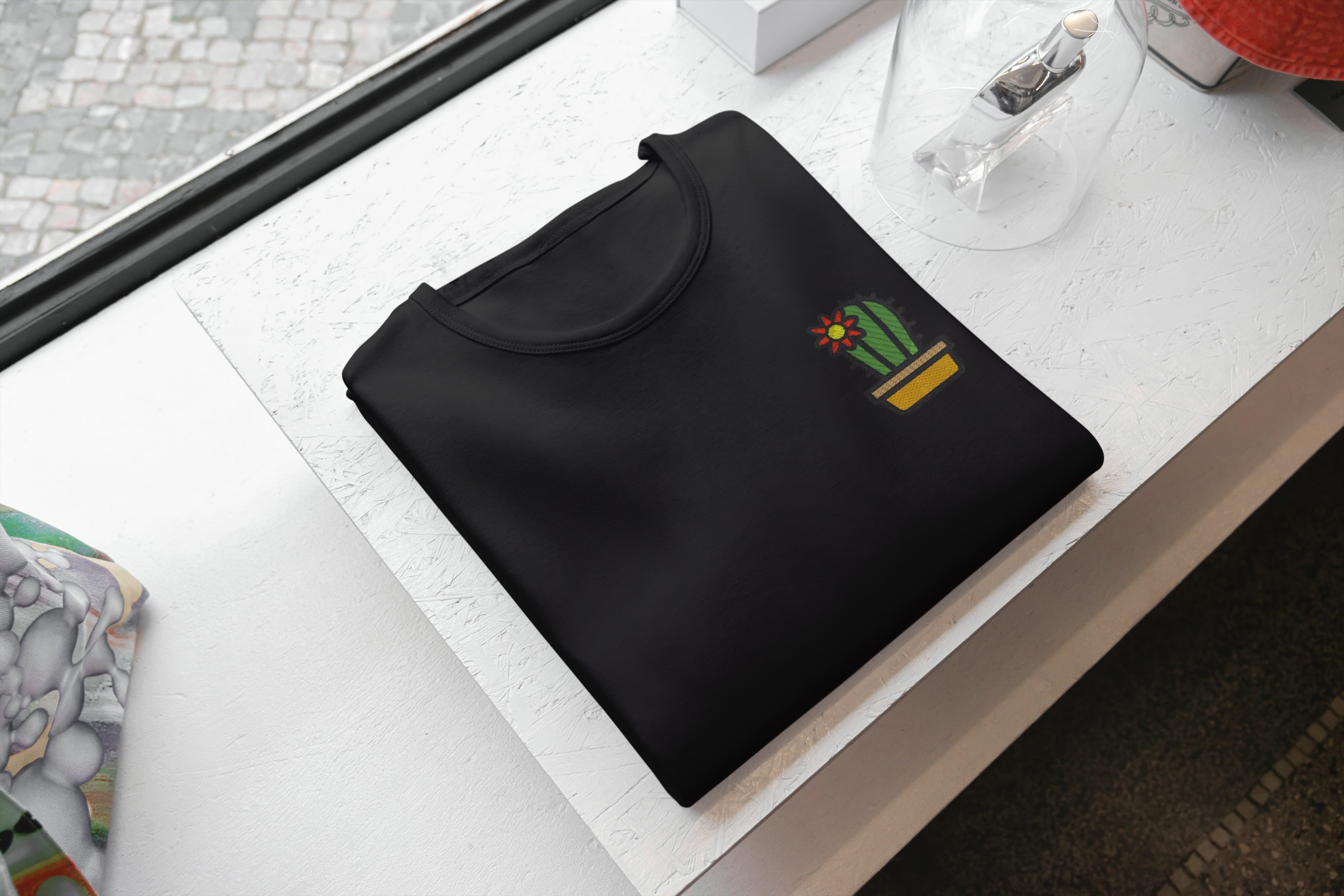 T-shirt Ricamata Unisex – 100% Cotone – Stile Streetwear e Confortevole – Cactus