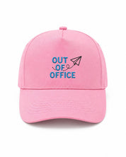 Ricamo Personalizzato - Cappellino Ricamato Unisex Da Baseball Regolabile – Design Out off office con logo aereo-Biiply