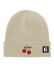 Ricamo Personalizzato - Cappello a Maglia in RPET Riciclato – Morbido e Caldo – Linea Sostenibile Naturaleine – Design Ricamato Ciliegia-Biiply