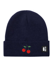 Ricamo Personalizzato - Cappello a Maglia in RPET Riciclato – Morbido e Caldo – Linea Sostenibile Naturaleine – Design Ricamato Ciliegia-Biiply
