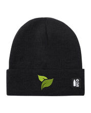 Ricamo Personalizzato - Cappello a Maglia in RPET Riciclato – Morbido e Caldo – Linea Sostenibile Naturaleine – Design Ricamato Foglie-Biiply