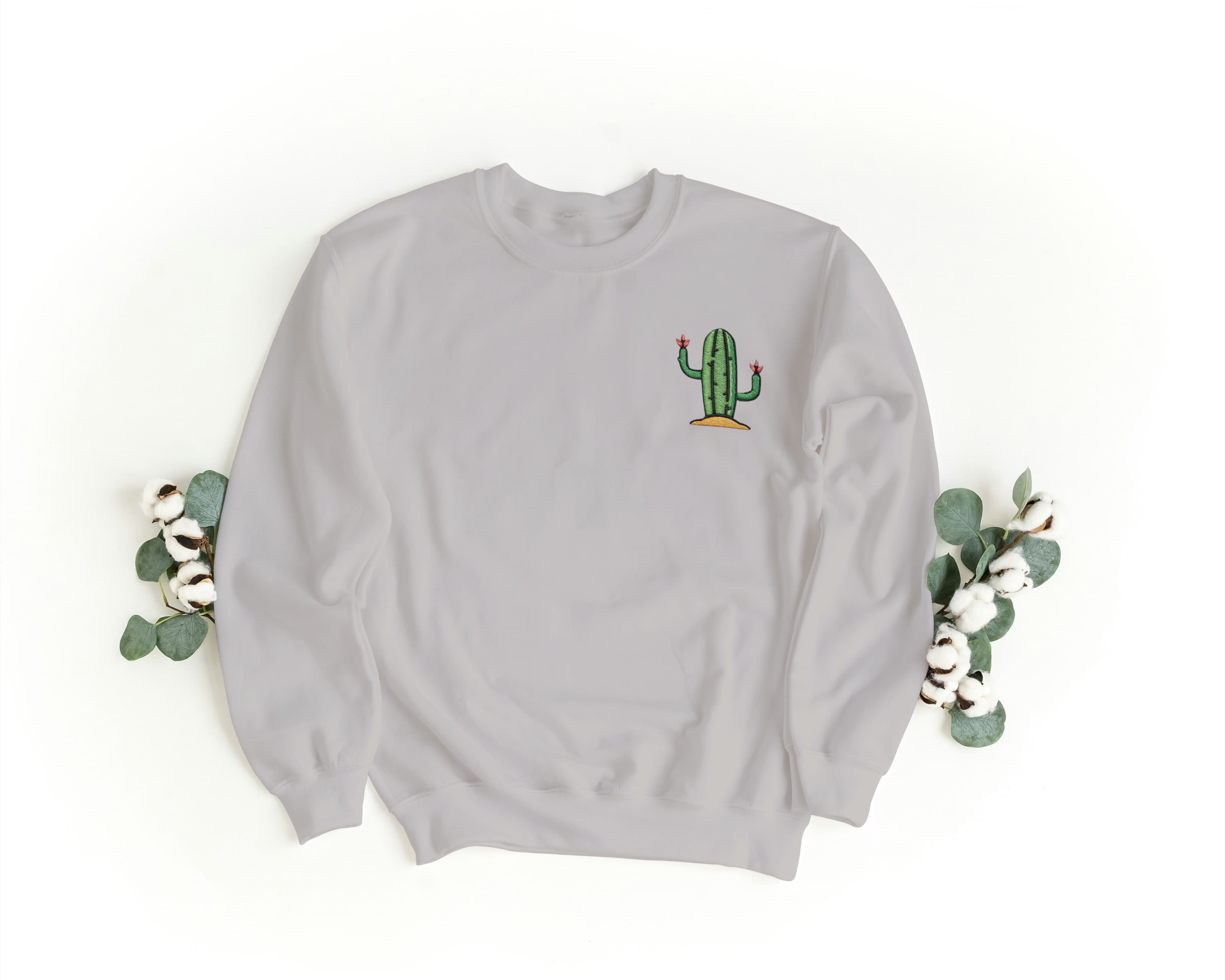 Ricamo Personalizzato - Felpa Ricamata Unisex a Girocollo – Morbida e Confortevole – Design Cactus Savana-Biiply