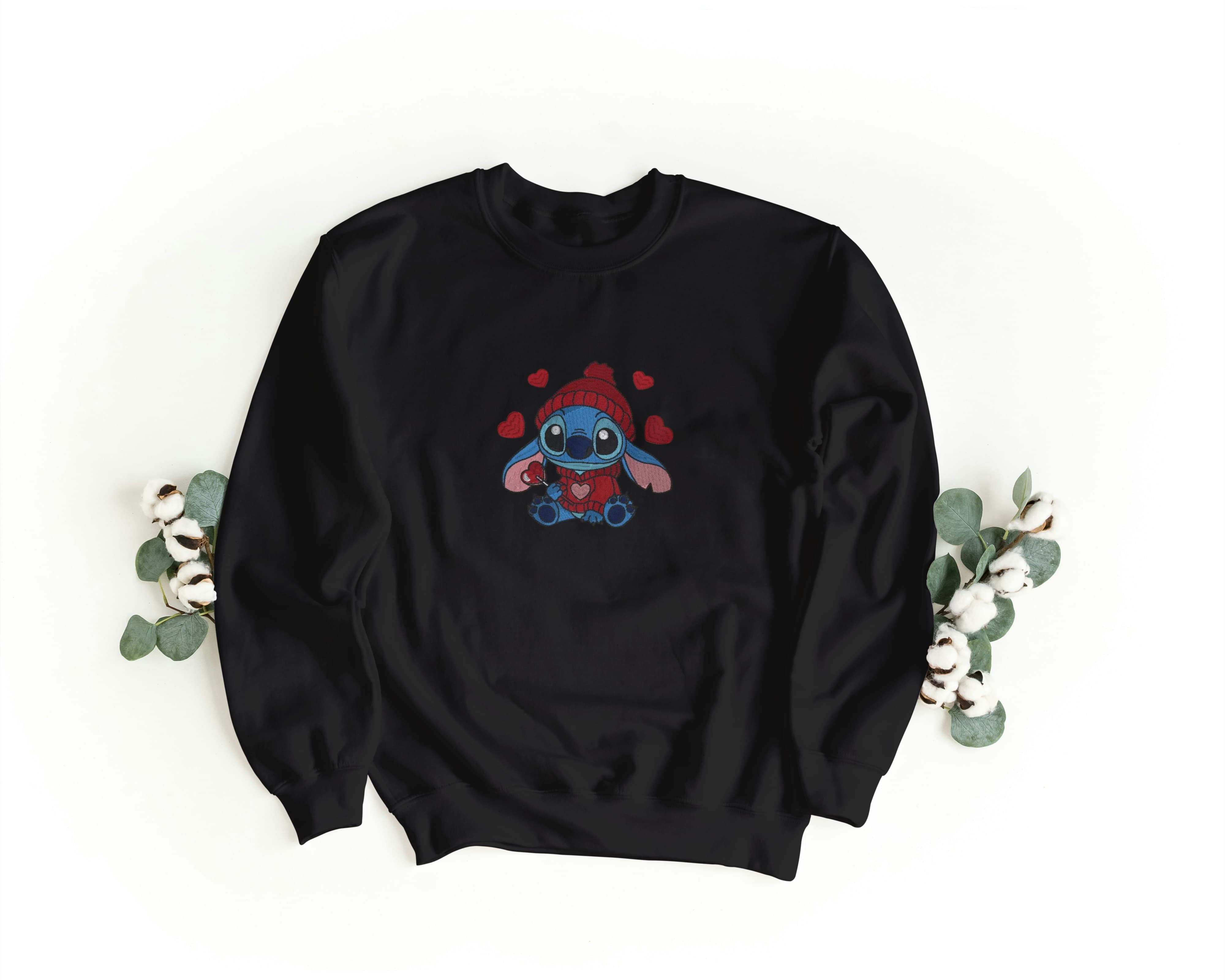 Ricamo Personalizzato - Felpa Ricamata Unisex a Girocollo – Morbida e Confortevole – Design Stitch Con cuori-Biiply