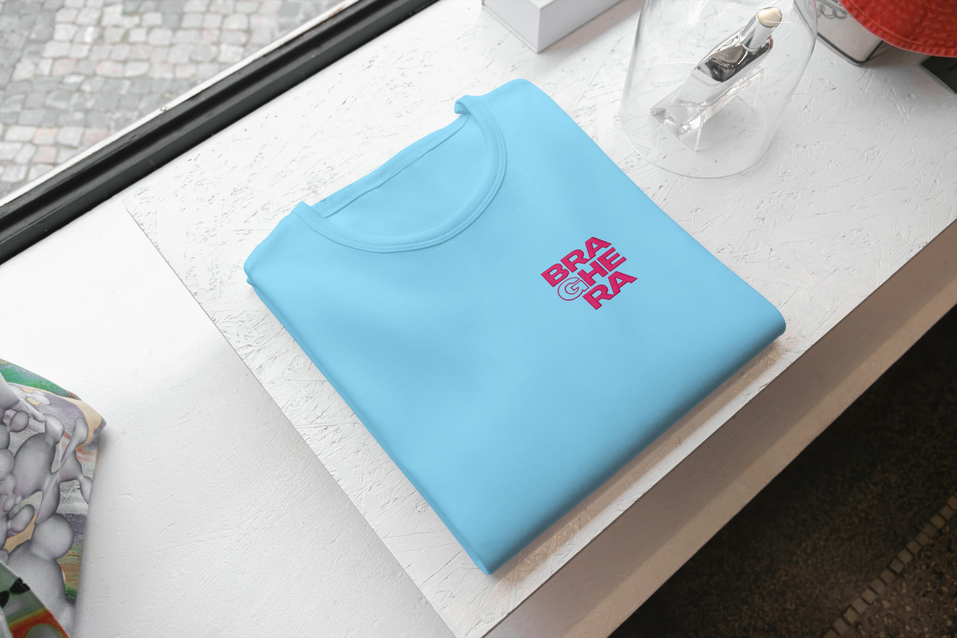Ricamo Personalizzato - T-Shirt Unisex Ricamata 100% Cotone – Confortevole – Design Braghera-Biiply