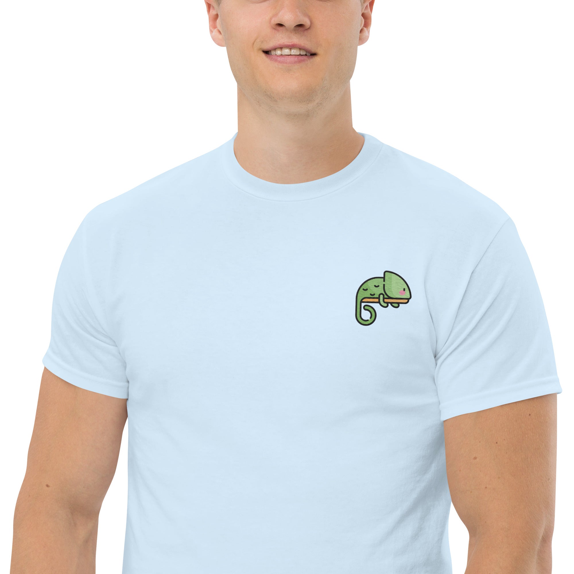 Ricamo Personalizzato - T-Shirt Unisex Ricamata 100% Cotone – Confortevole – Design Camaleonte-Biiply