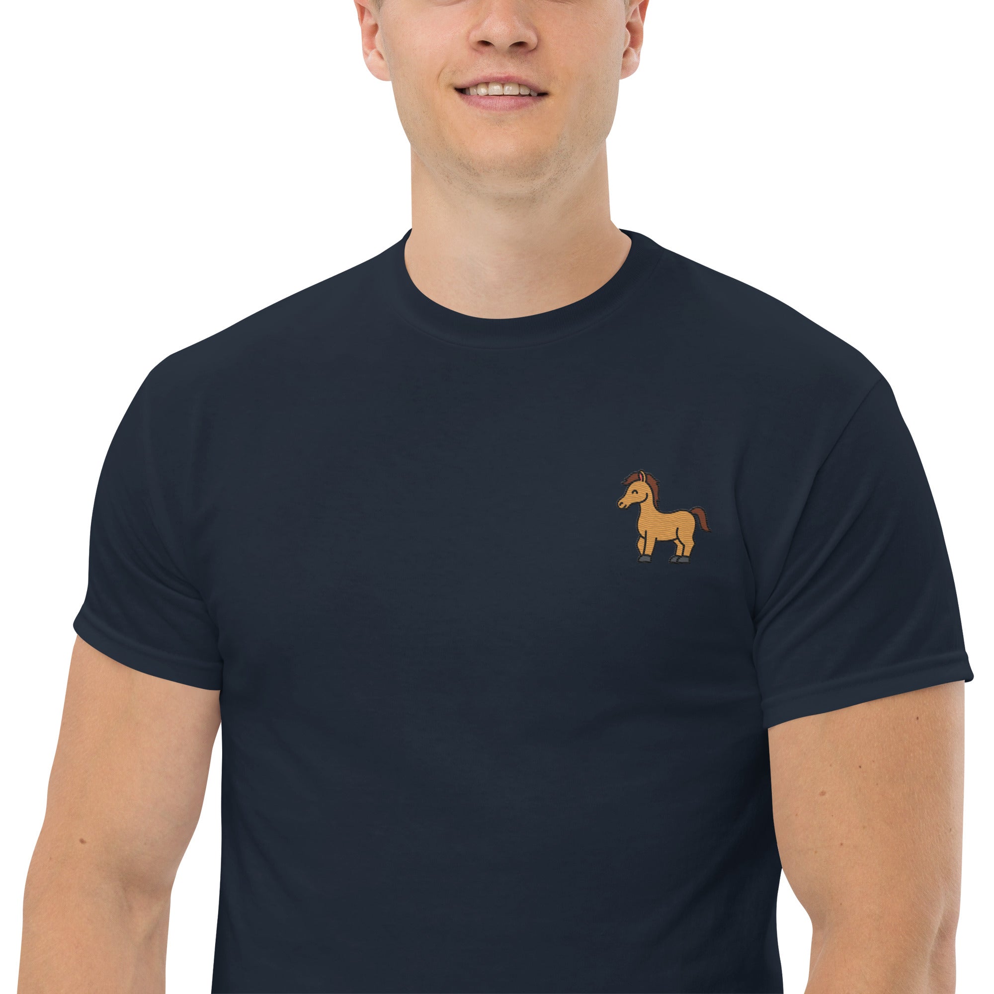 Ricamo Personalizzato - T-Shirt Unisex Ricamata 100% Cotone – Confortevole – Design Cavallo-Biiply