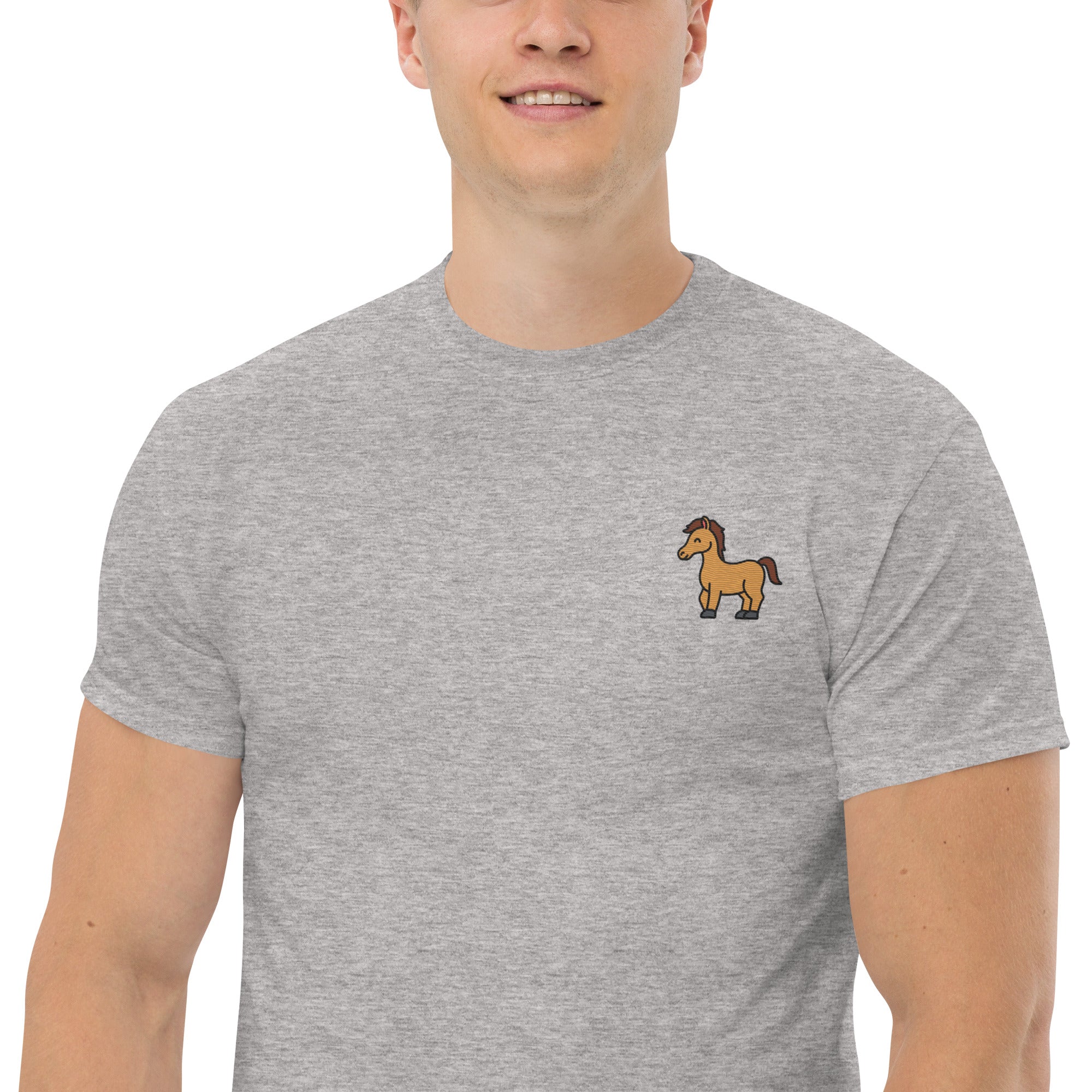 Ricamo Personalizzato - T-Shirt Unisex Ricamata 100% Cotone – Confortevole – Design Cavallo-Biiply