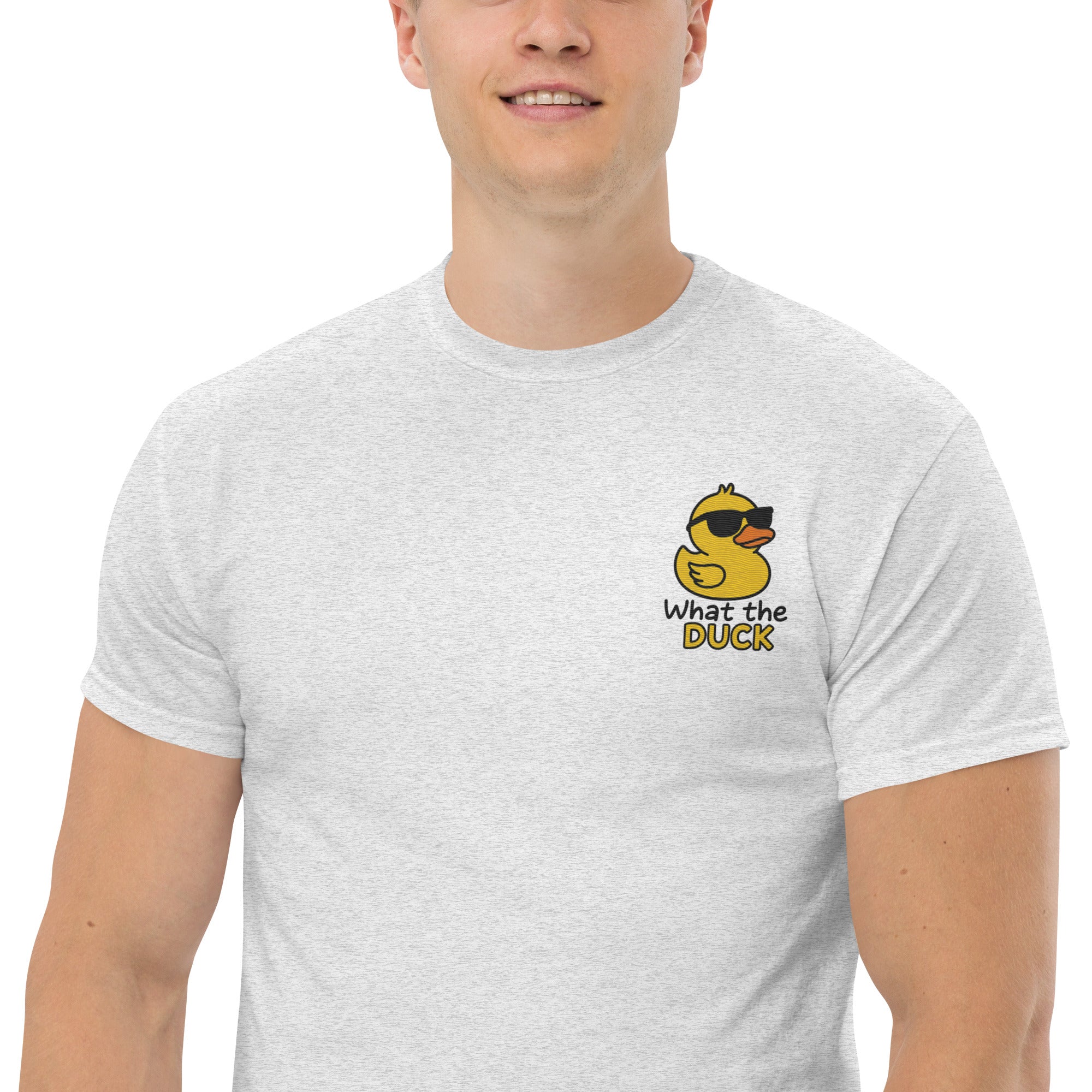 Ricamo Personalizzato - T-Shirt Unisex Ricamata 100% Cotone – Confortevole – Design Che Anatra-Biiply