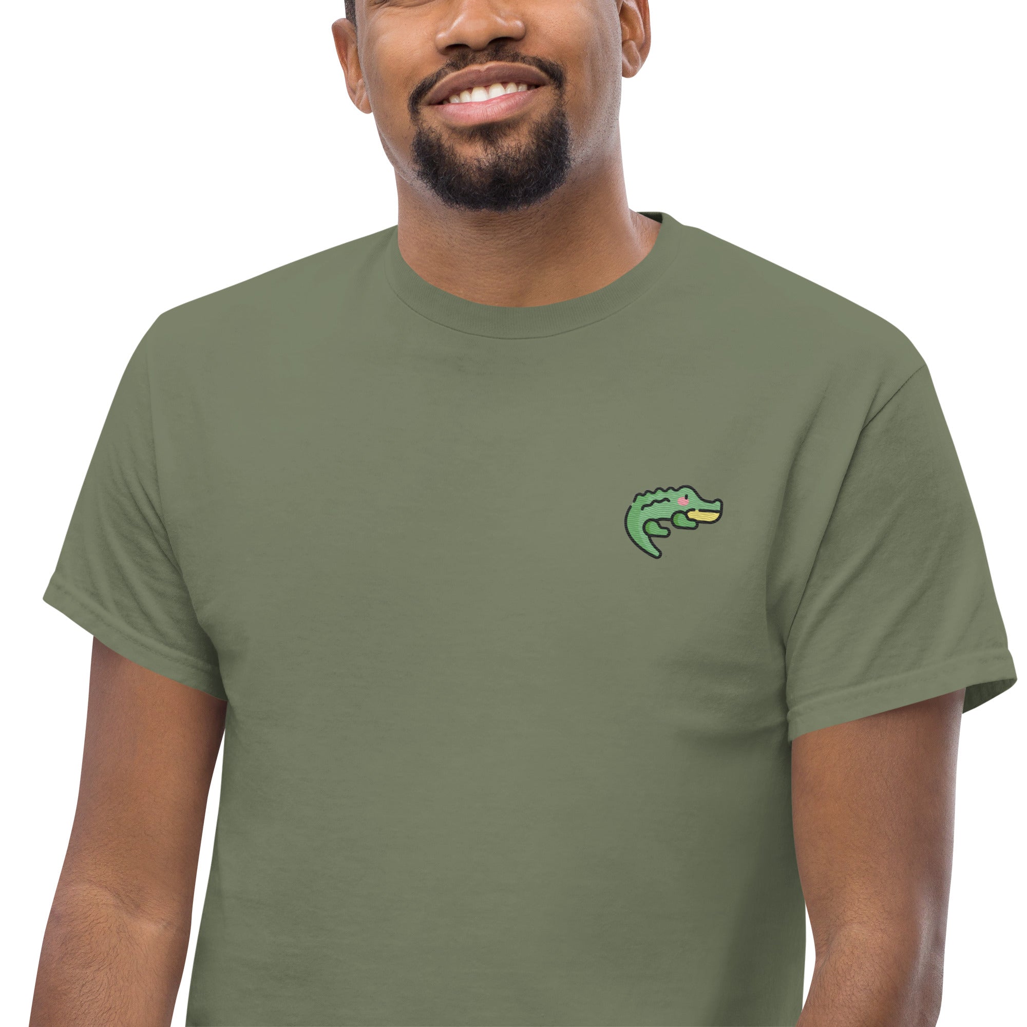 Ricamo Personalizzato - T-Shirt Unisex Ricamata 100% Cotone – Confortevole – Design Coccodrillo-Biiply