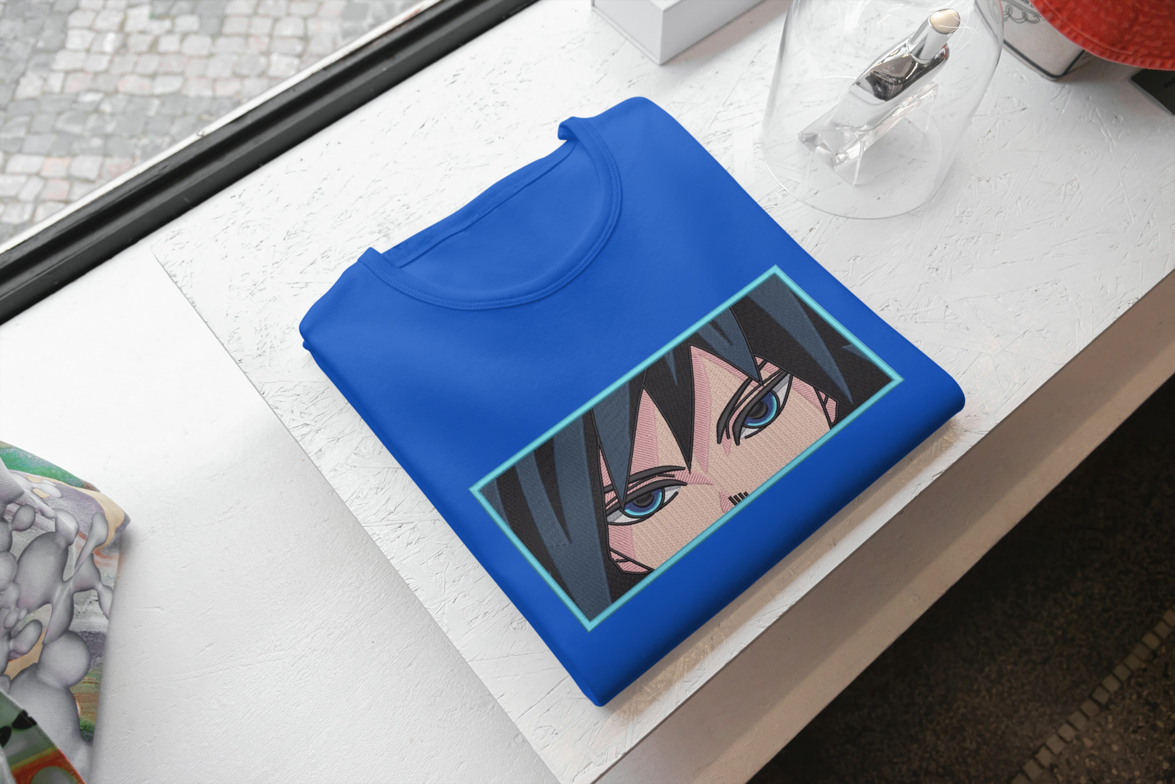 Ricamo Personalizzato - T-Shirt Unisex Ricamata 100% Cotone – Confortevole – Design Sguardo Personaggio anime Giyu Tomioka-Biiply