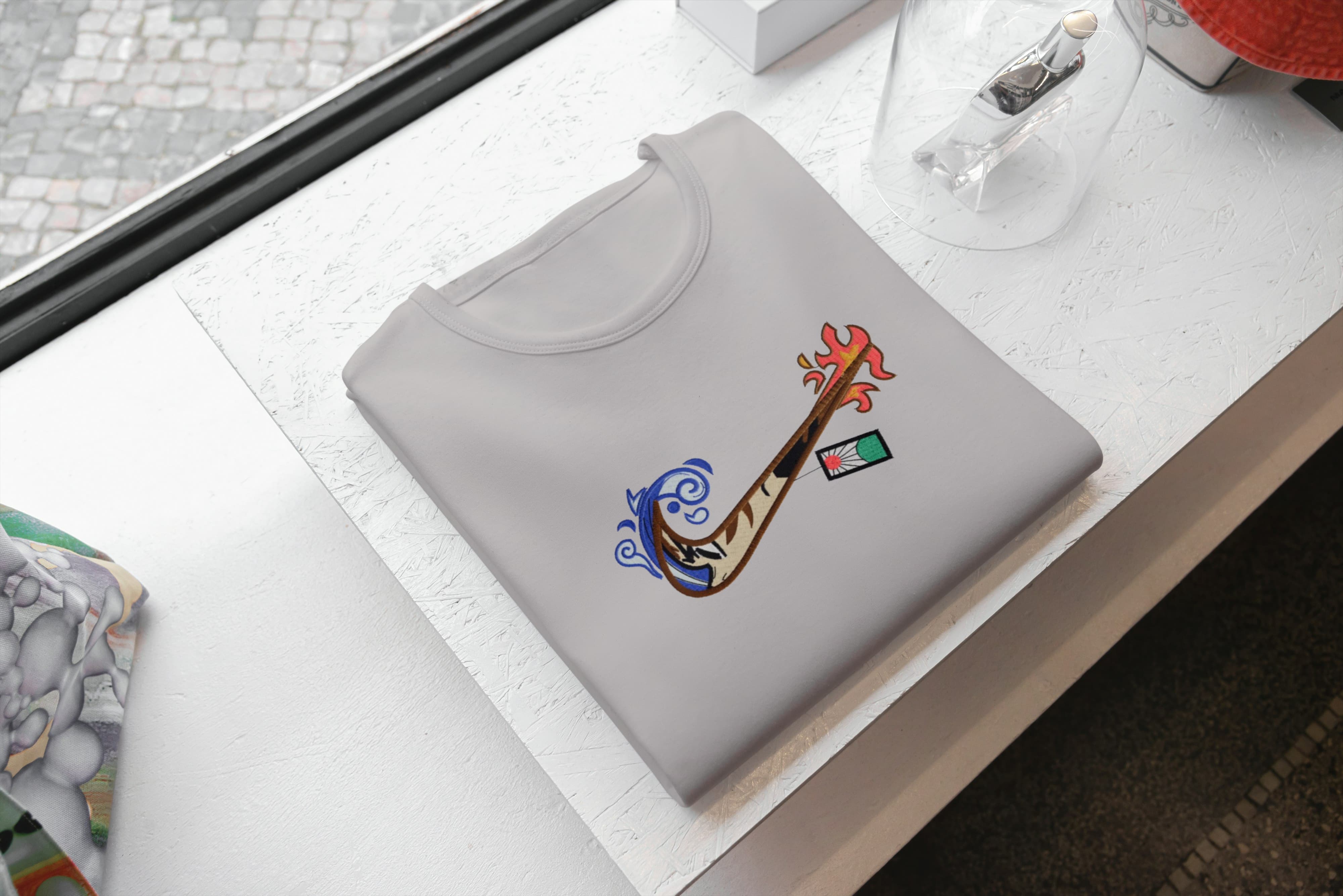 Ricamo Personalizzato - T-Shirt Unisex Ricamata 100% Cotone – Confortevole – Design Swoosh Tangiro-Biiply