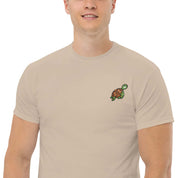 Ricamo Personalizzato - T-Shirt Unisex Ricamata 100% Cotone – Confortevole – Design Tartaruga-Biiply