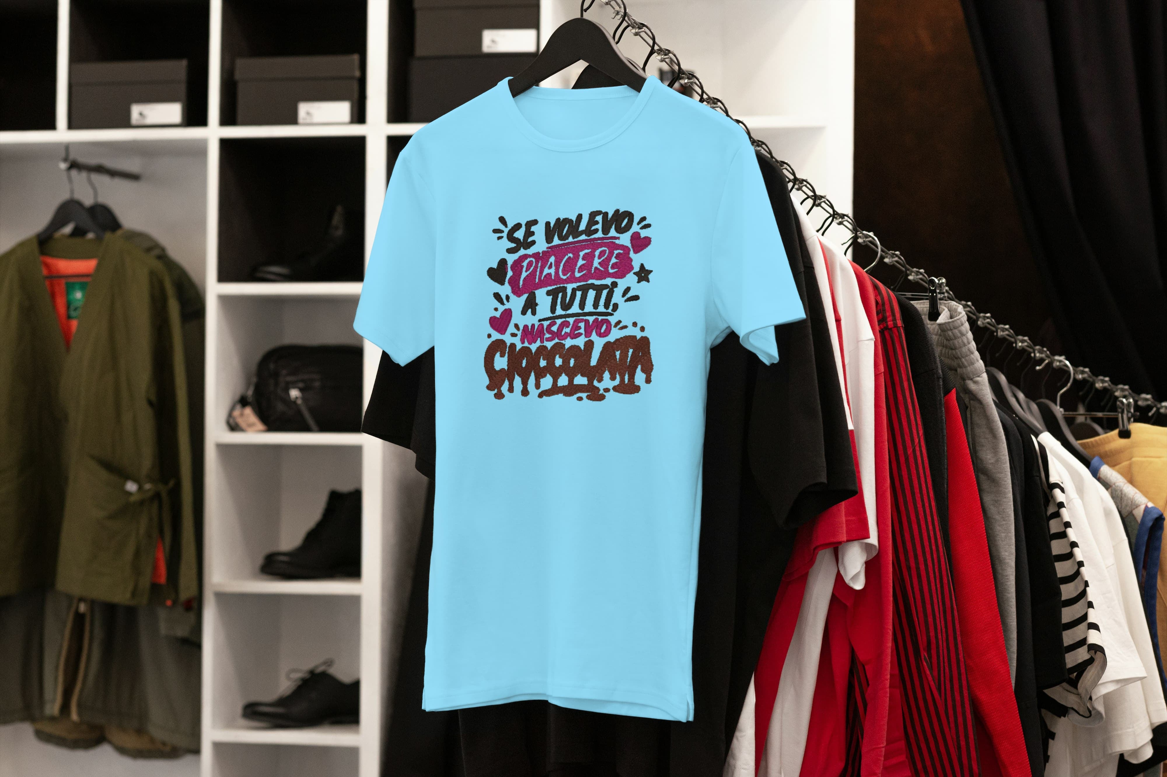 T-Shirt Unisex Ricamata 100% Cotone – Confortevole – Design Se Volevo Piacere a Tutti Nascevo Cioccolata