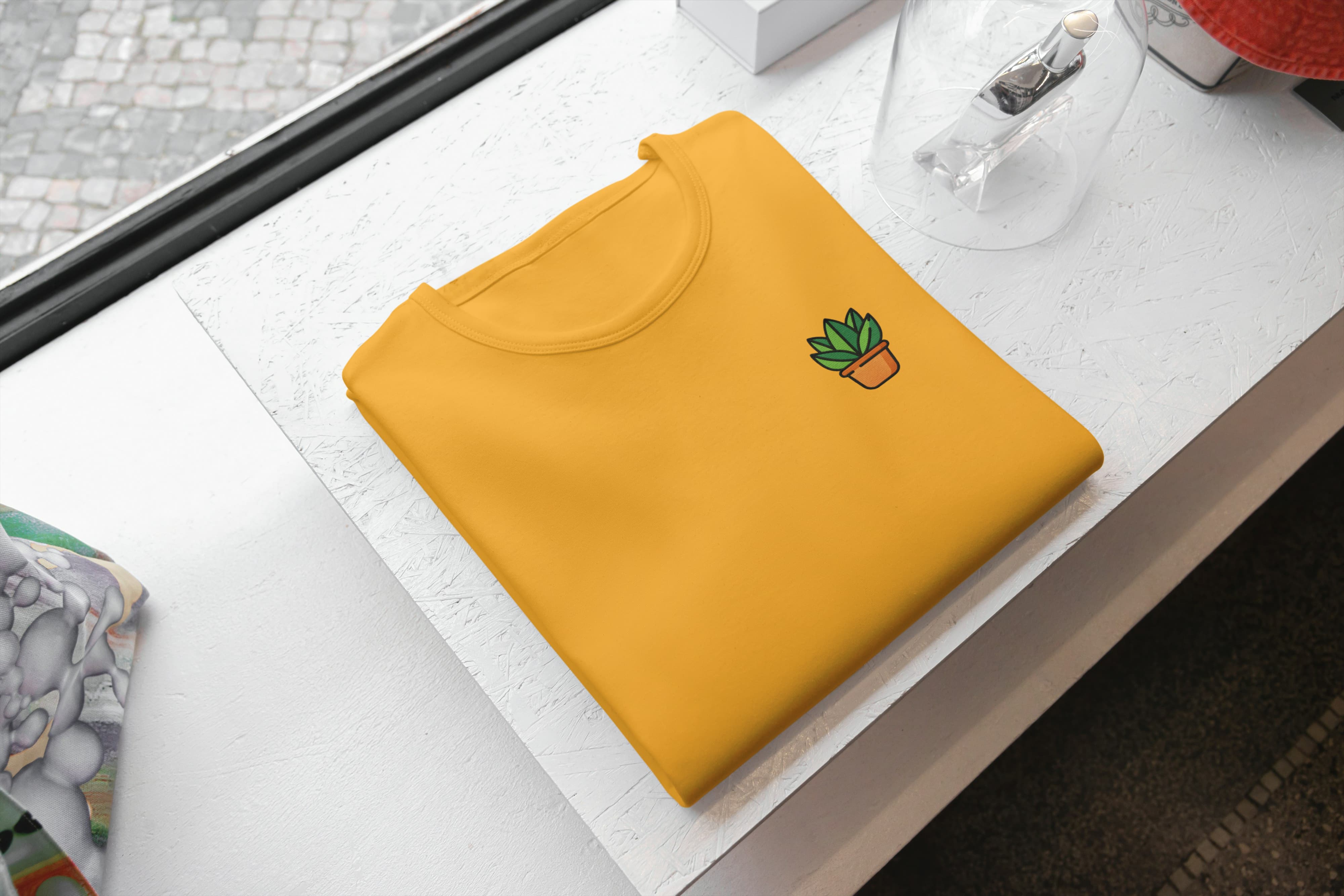 T-Shirt Unisex Ricamata 100% Cotone – Confortevole – Design Aloe-Biiply