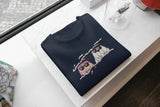 T-Shirt Unisex Ricamata 100% Cotone – Confortevole – Design Anime Spia e Cane