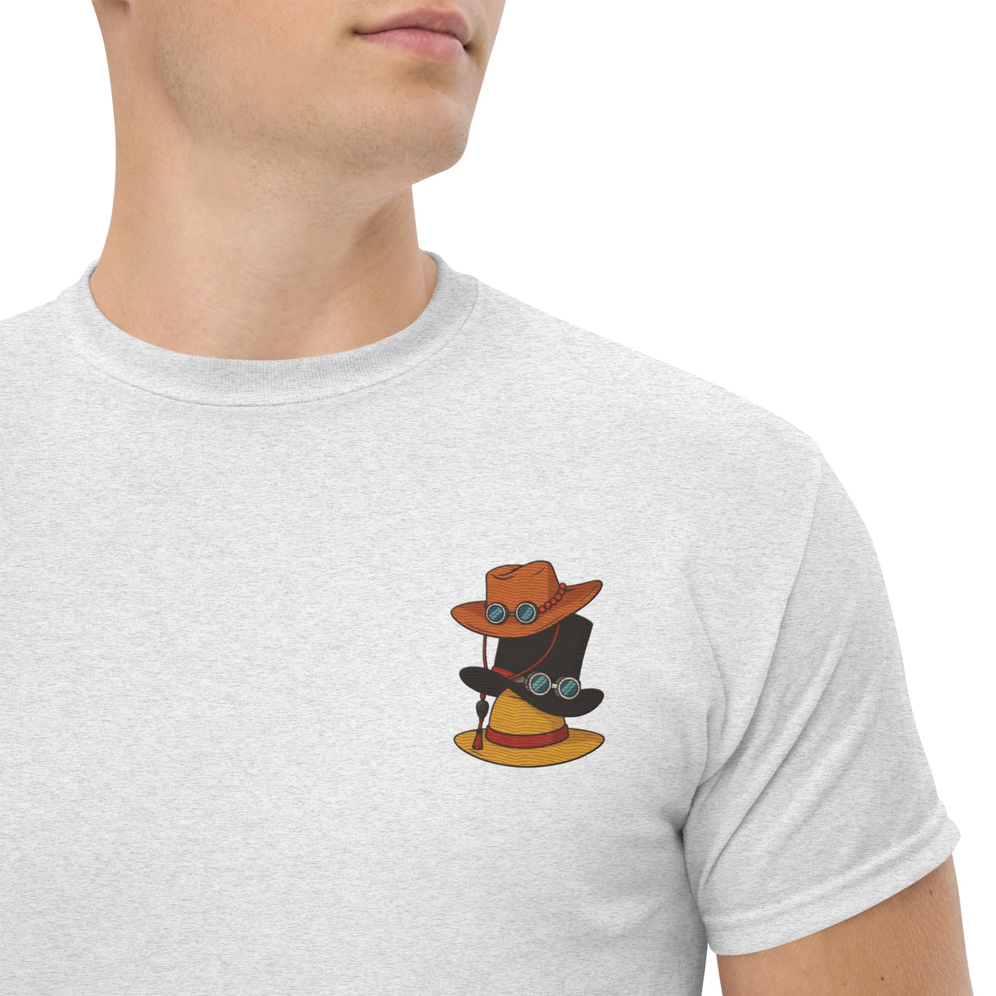 T-Shirt Unisex Ricamata 100% Cotone – Confortevole – Design Cappelli dei Pirati-Biiply