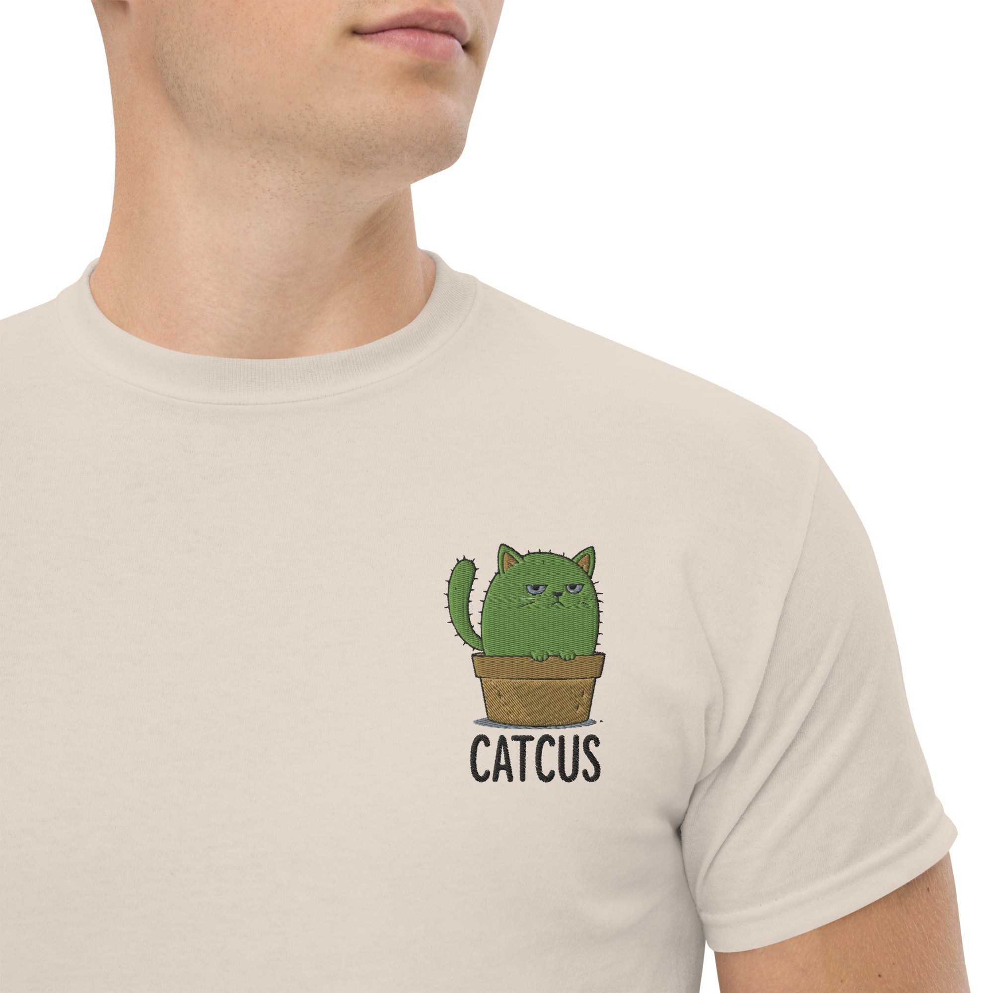 T-Shirt Unisex Ricamata 100% Cotone – Confortevole – Design Catcus-Biiply
