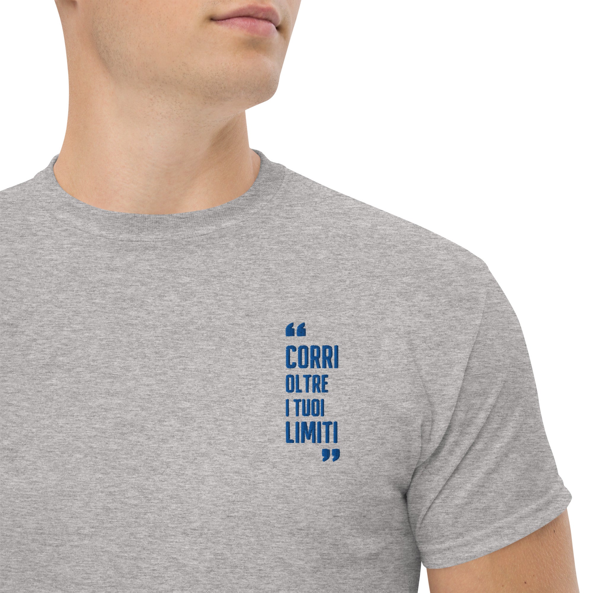 T-Shirt Unisex Ricamata 100% Cotone – Confortevole – Design Corri Oltre-Biiply
