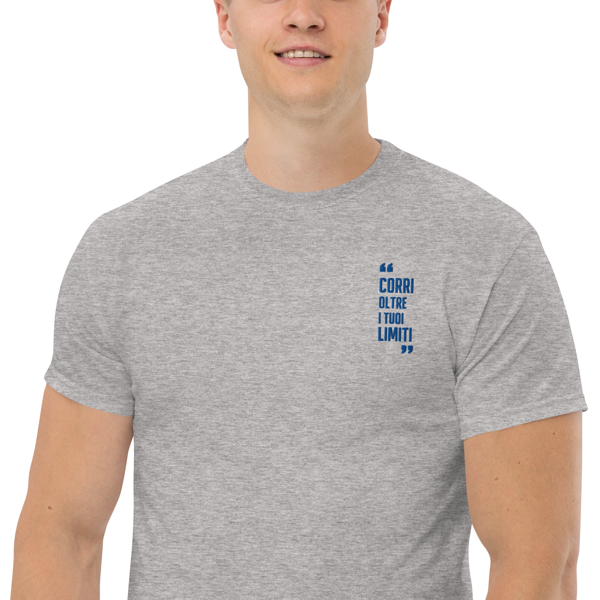 T-Shirt Unisex Ricamata 100% Cotone – Confortevole – Design Corri Oltre-Biiply