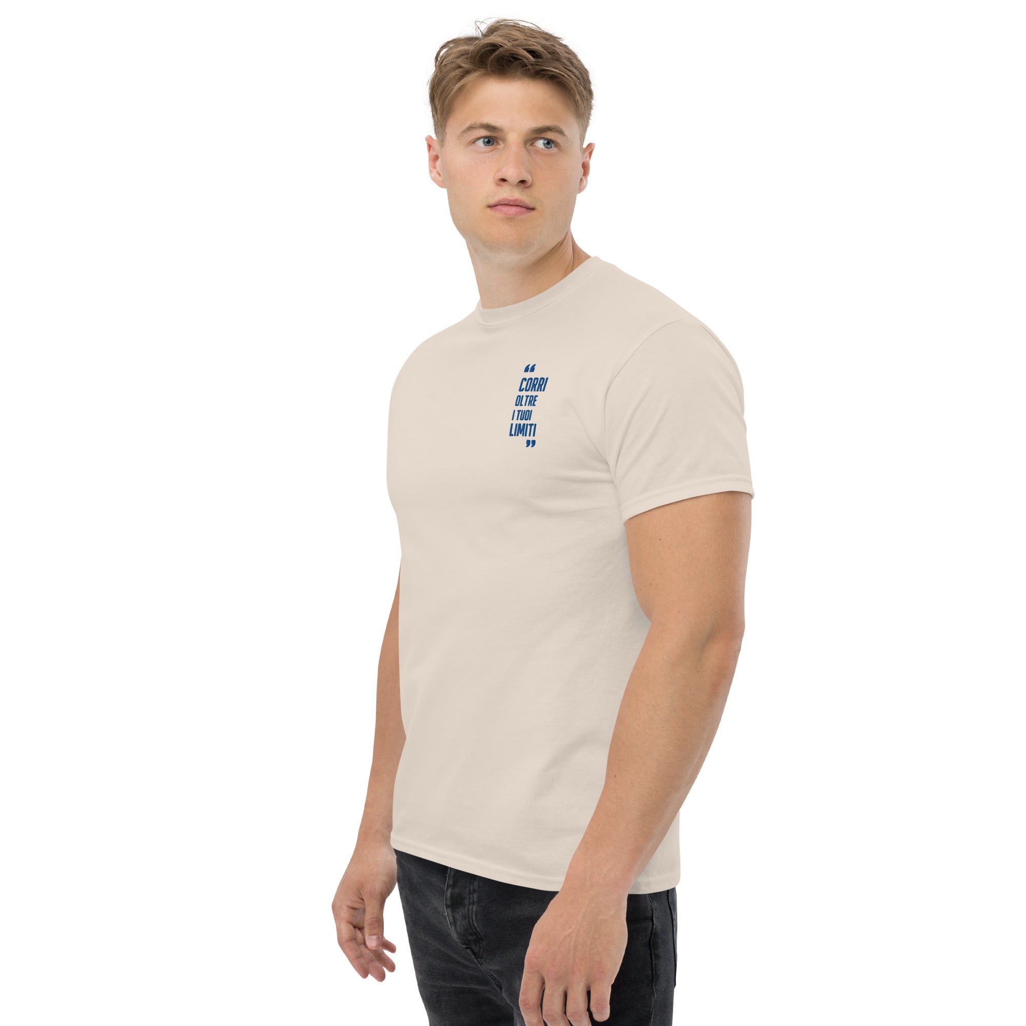 T-Shirt Unisex Ricamata 100% Cotone – Confortevole – Design Corri Oltre-Biiply