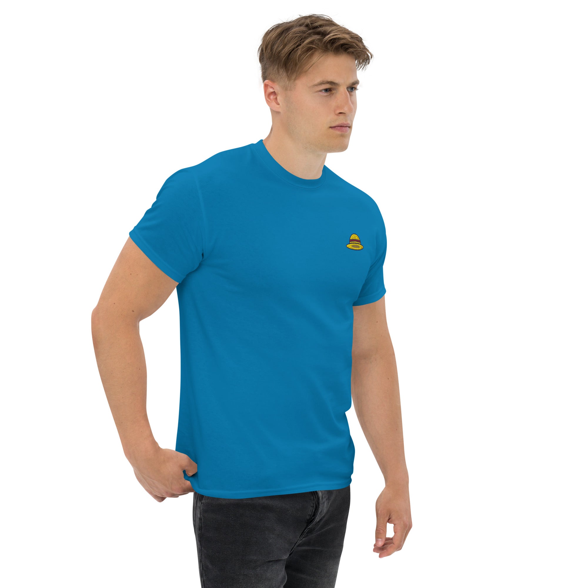 T-Shirt Unisex Ricamata 100% Cotone – Confortevole – Design Design Cappello di Paglia-Biiply