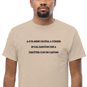 T-Shirt Unisex Ricamata 100% Cotone – Confortevole – Design Discùter Con Un Caiòun!-Biiply