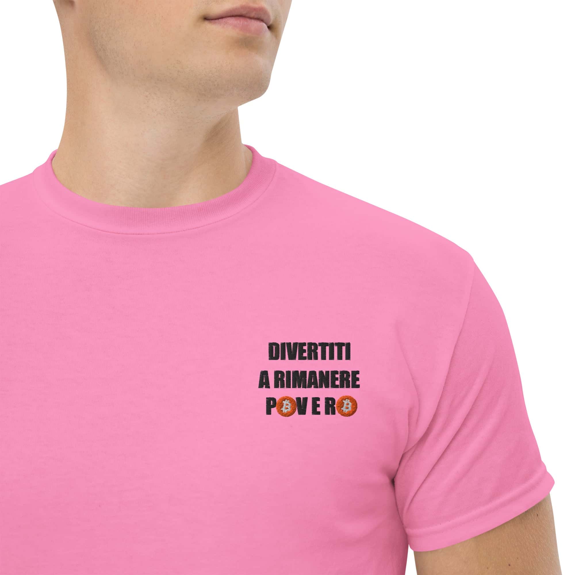 T-Shirt Unisex Ricamata 100% Cotone – Confortevole – Design Divertiti a Rimanere Povero BTC-Biiply