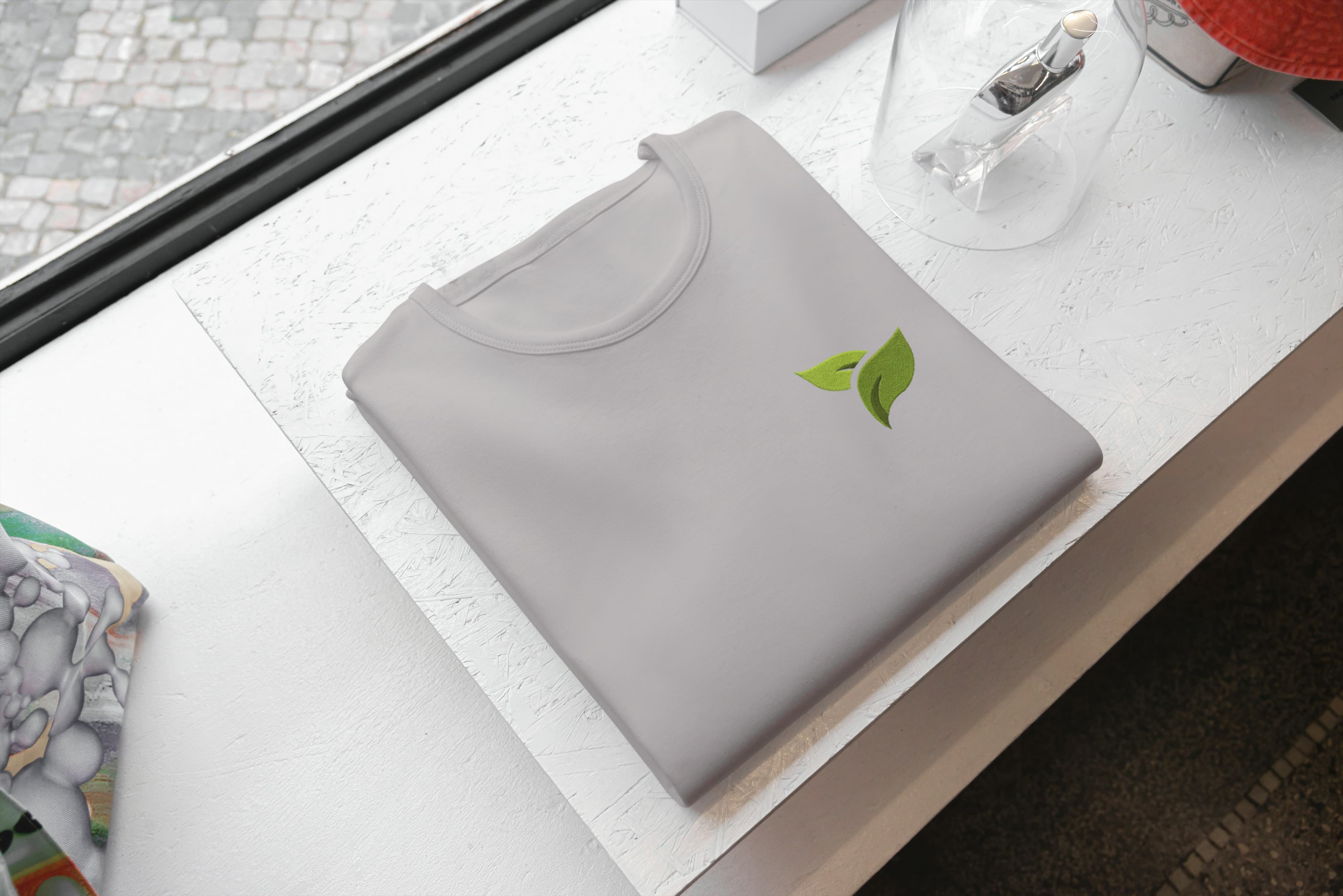 T-Shirt Unisex Ricamata 100% Cotone – Confortevole – Design Double Leaf-Biiply