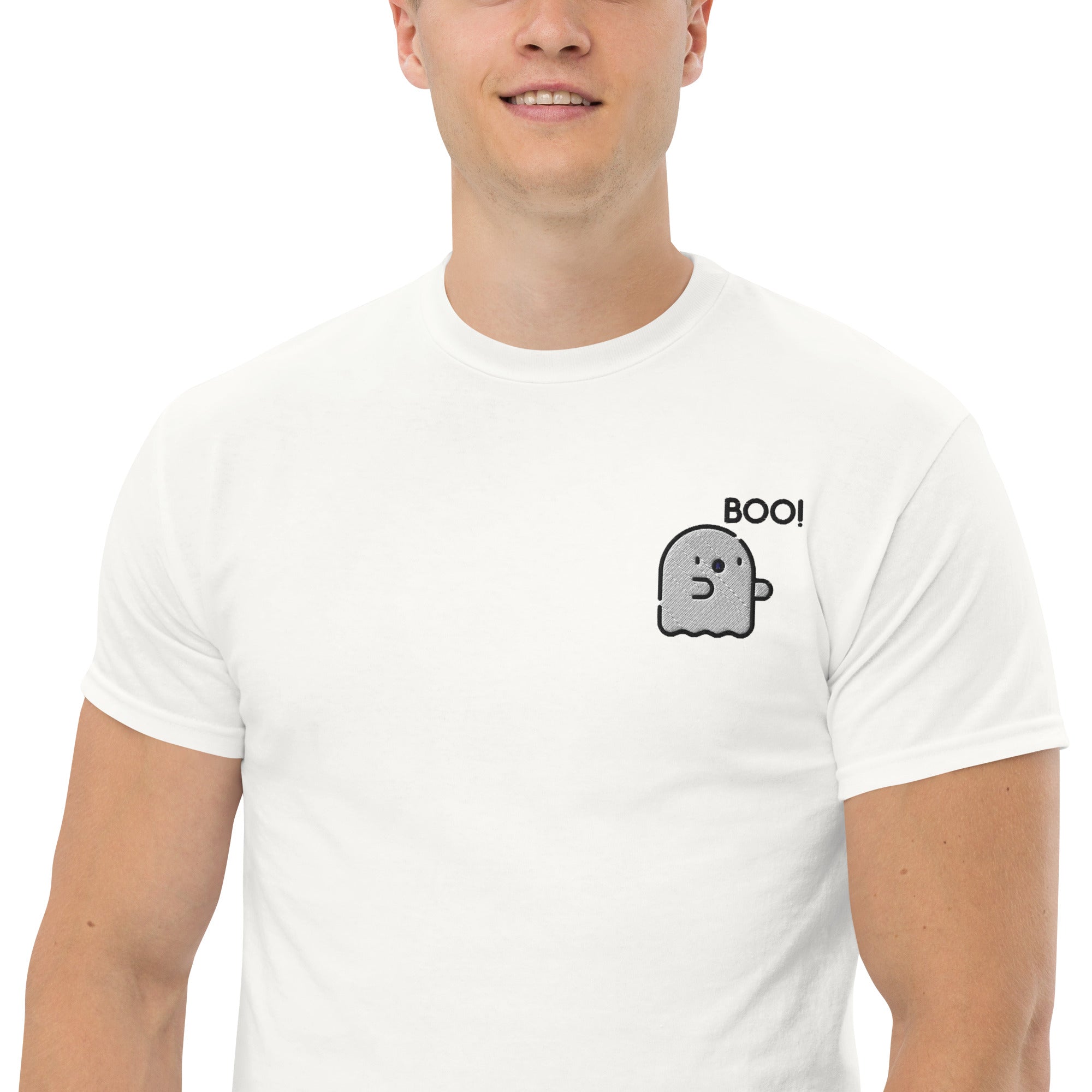 Ricamo Personalizzato - T-shirt Ricamata Unisex – 100% Cotone – Stile Streetwear e Confortevole – Fantasmino Boo!-Biiply