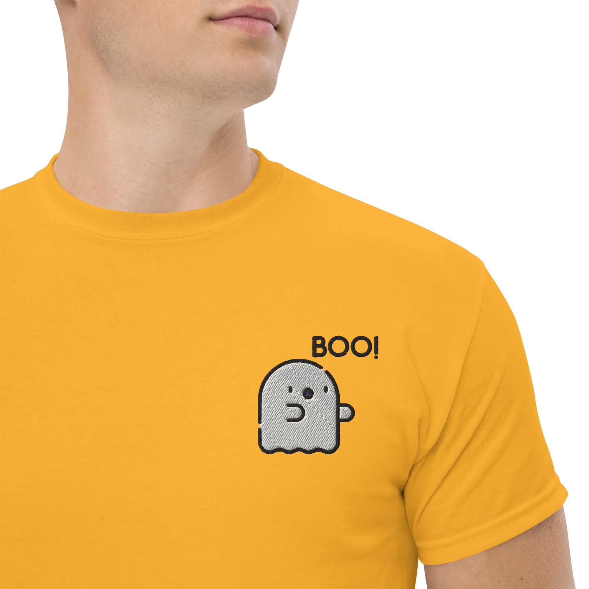 Ricamo Personalizzato - T-shirt Ricamata Unisex – 100% Cotone – Stile Streetwear e Confortevole – Fantasmino Boo!-Biiply