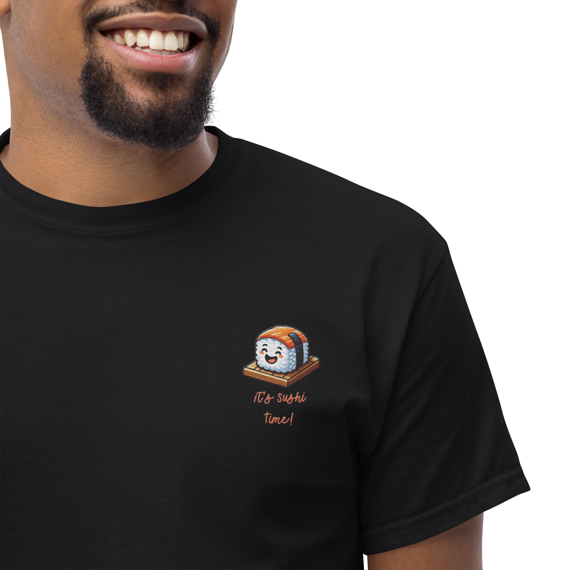 T-Shirt Unisex Ricamata 100% Cotone – Confortevole – Design It's Sushi Time-Biiply