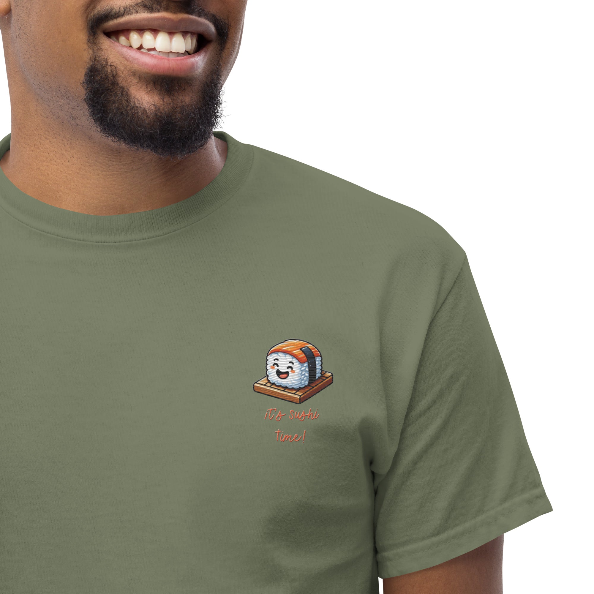 T-Shirt Unisex Ricamata 100% Cotone – Confortevole – Design It's Sushi Time-Biiply