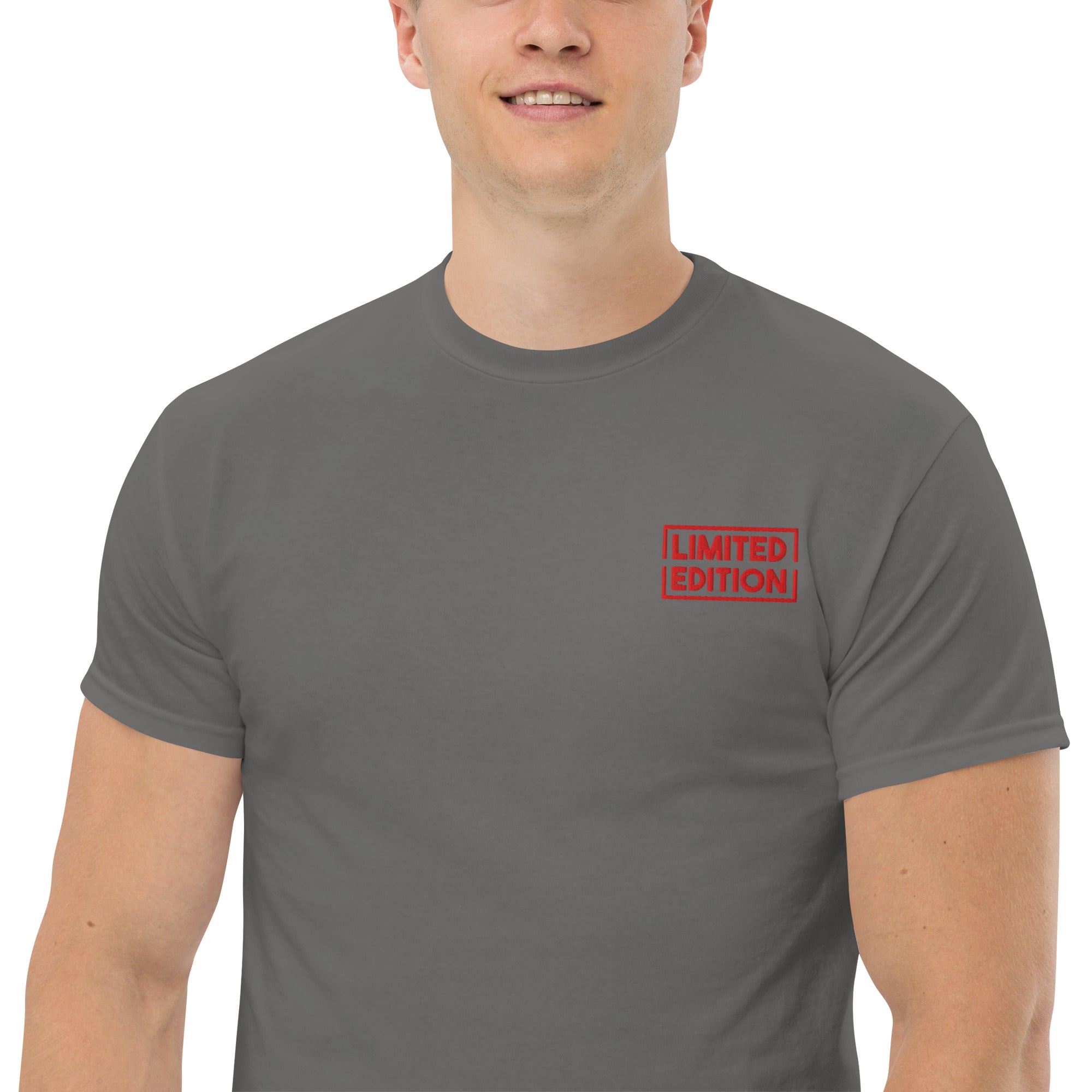T-Shirt Unisex Ricamata 100% Cotone – Confortevole – Design Limited Edition Minimal-Biiply