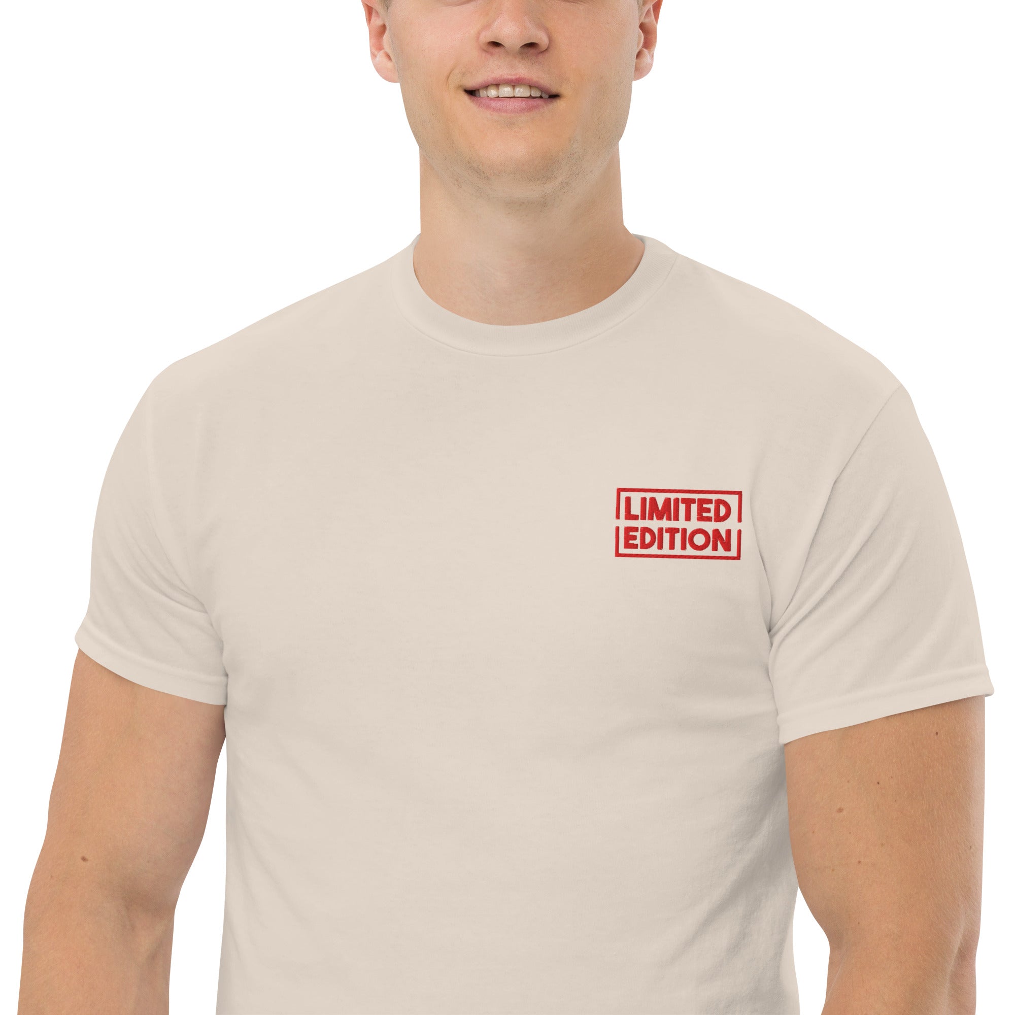 T-Shirt Unisex Ricamata 100% Cotone – Confortevole – Design Limited Edition Minimal-Biiply