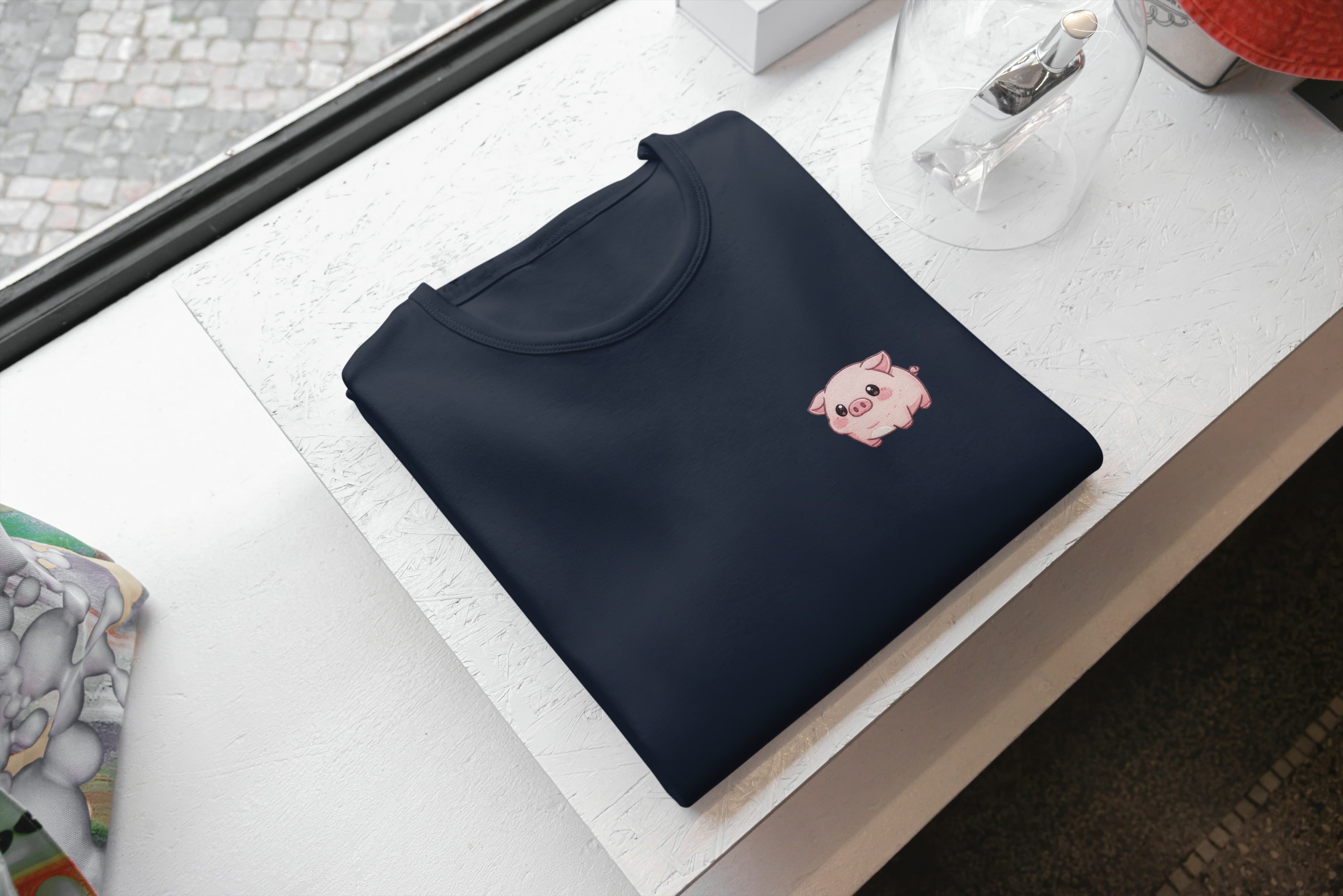 T-Shirt Unisex Ricamata 100% Cotone – Confortevole – Design Maialino-Biiply