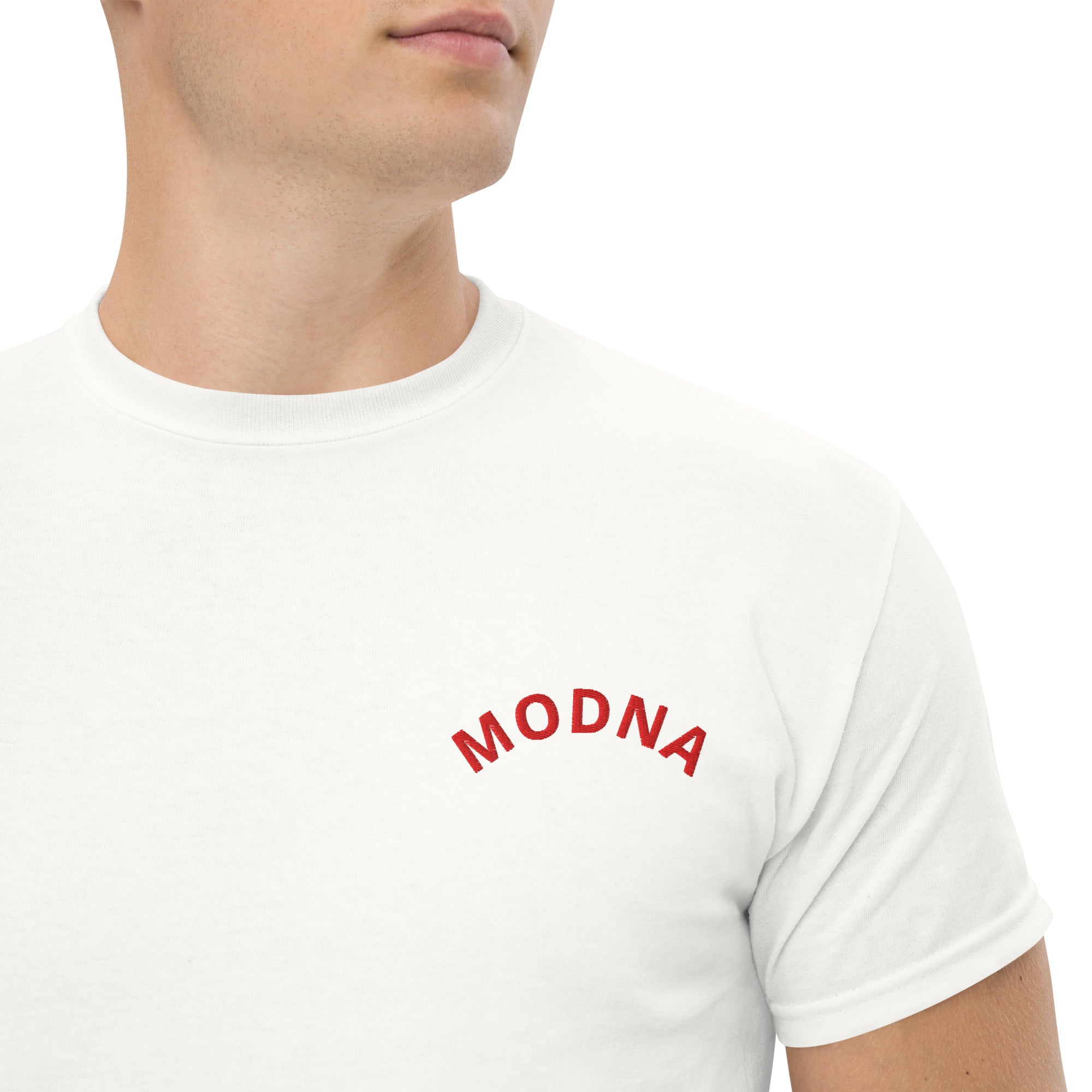 T-Shirt Unisex Ricamata 100% Cotone – Confortevole – Design Modna-Biiply